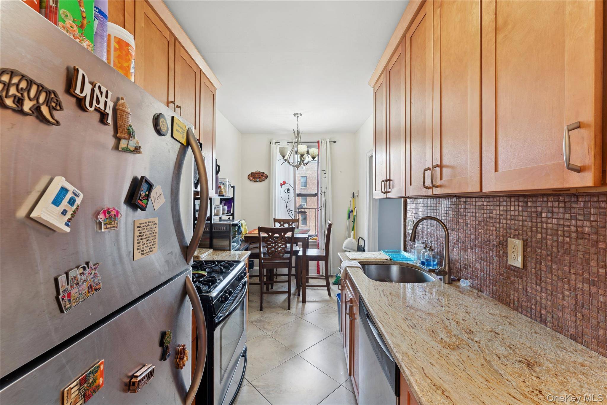 Kew Garden Hills, NY 11418,115 25 84th AVE #5L