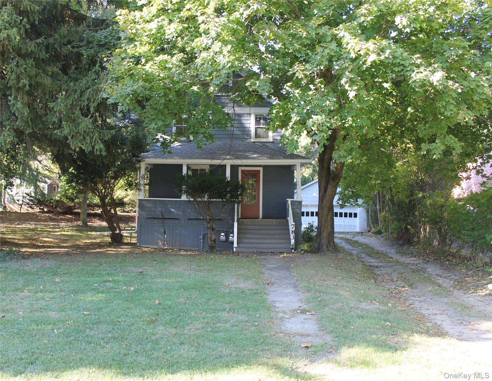 Setauket, NY 11733,783 Route 25A