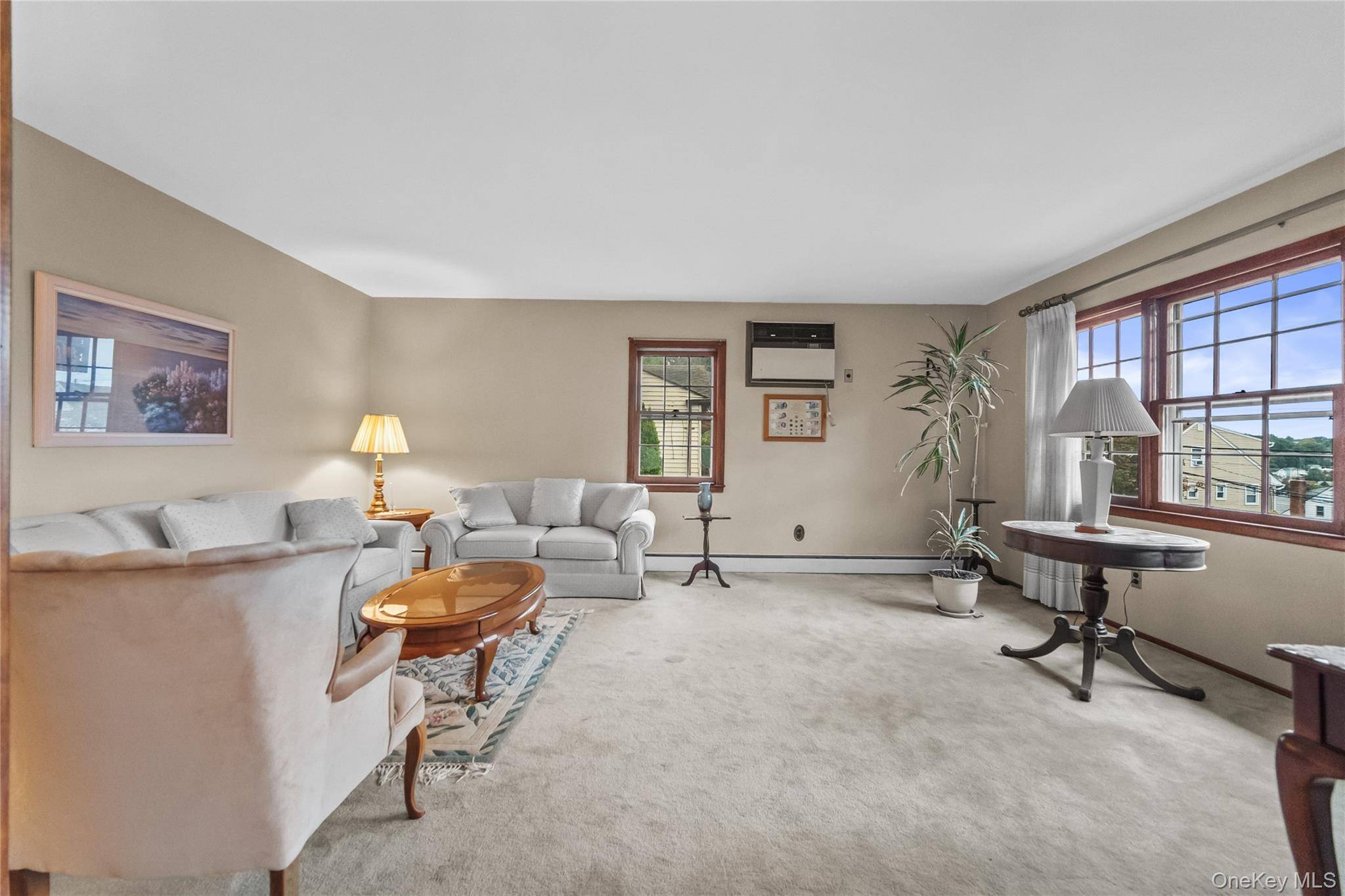 Yonkers, NY 10703,25 Meadowbrook PL