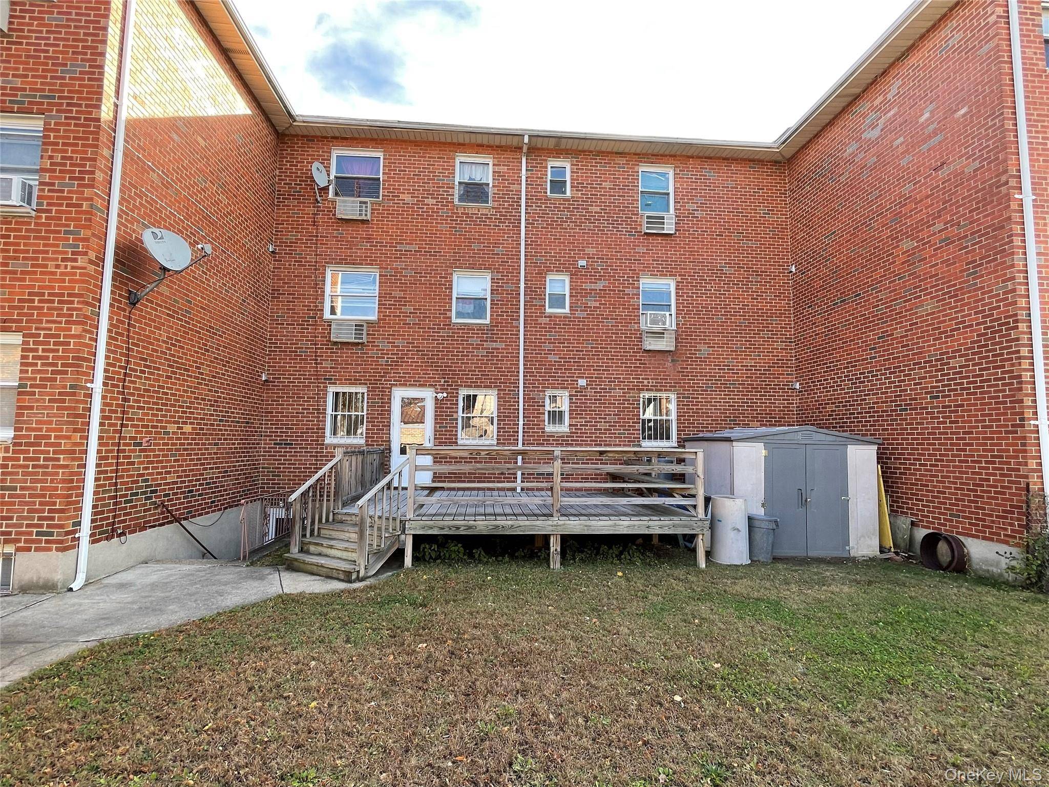 Queens Village, NY 11427,8808 Ransom ST