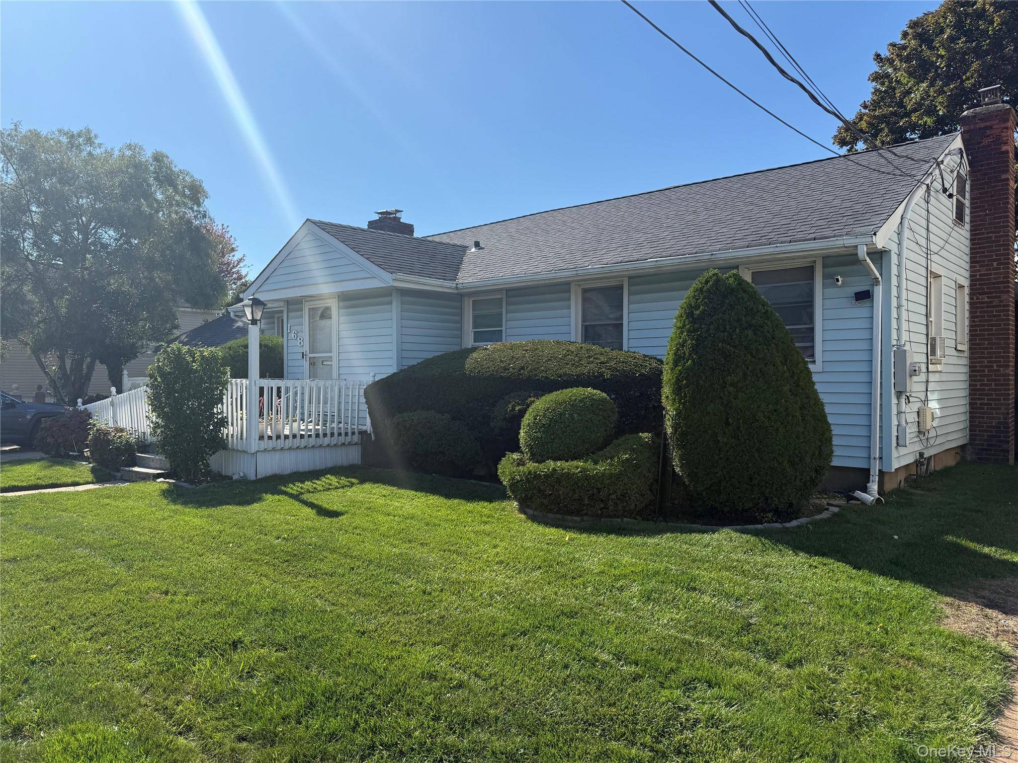 Uniondale, NY 11553,168 Lenox AVE