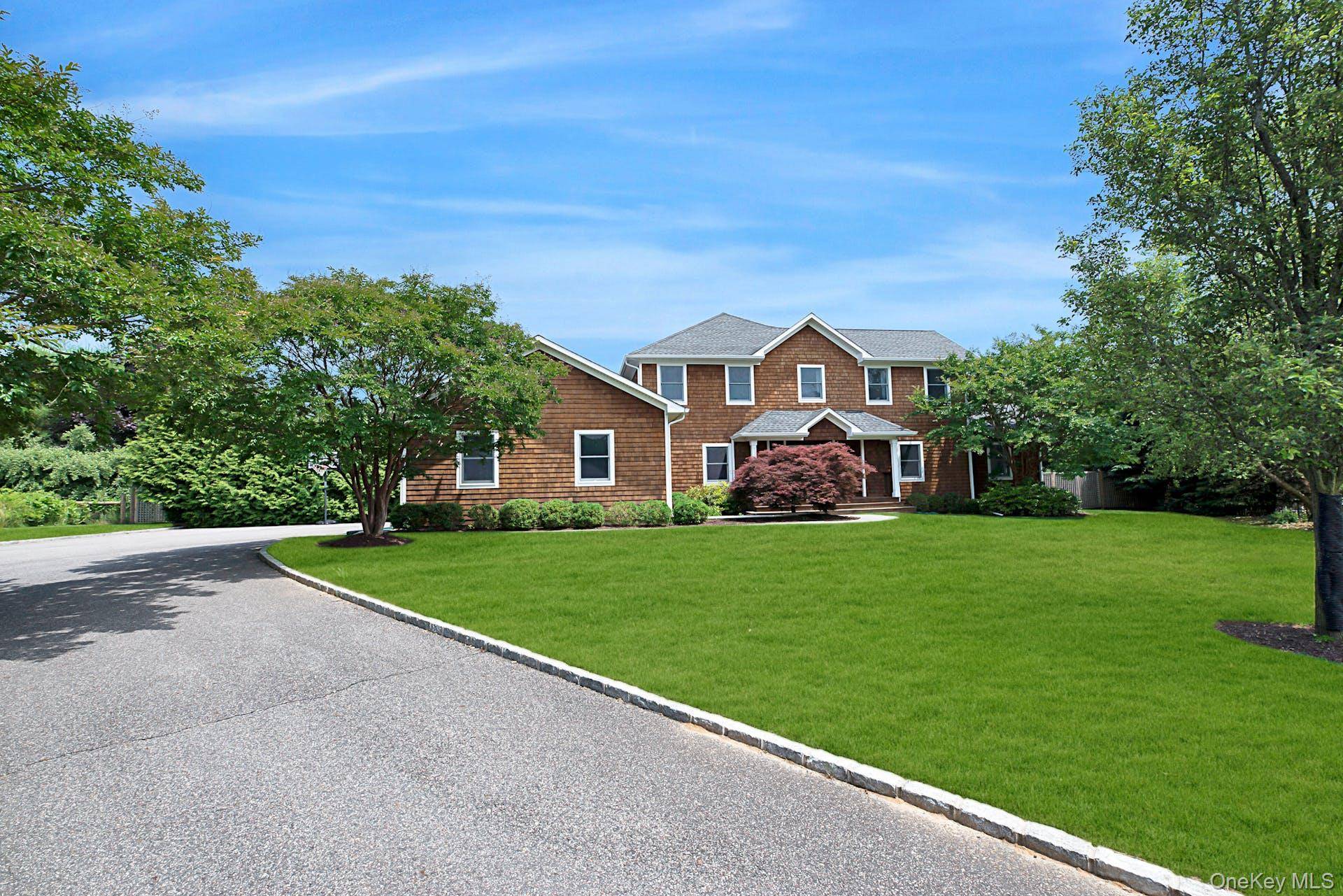 Southold, NY 11971,450 Sterling Woods LN