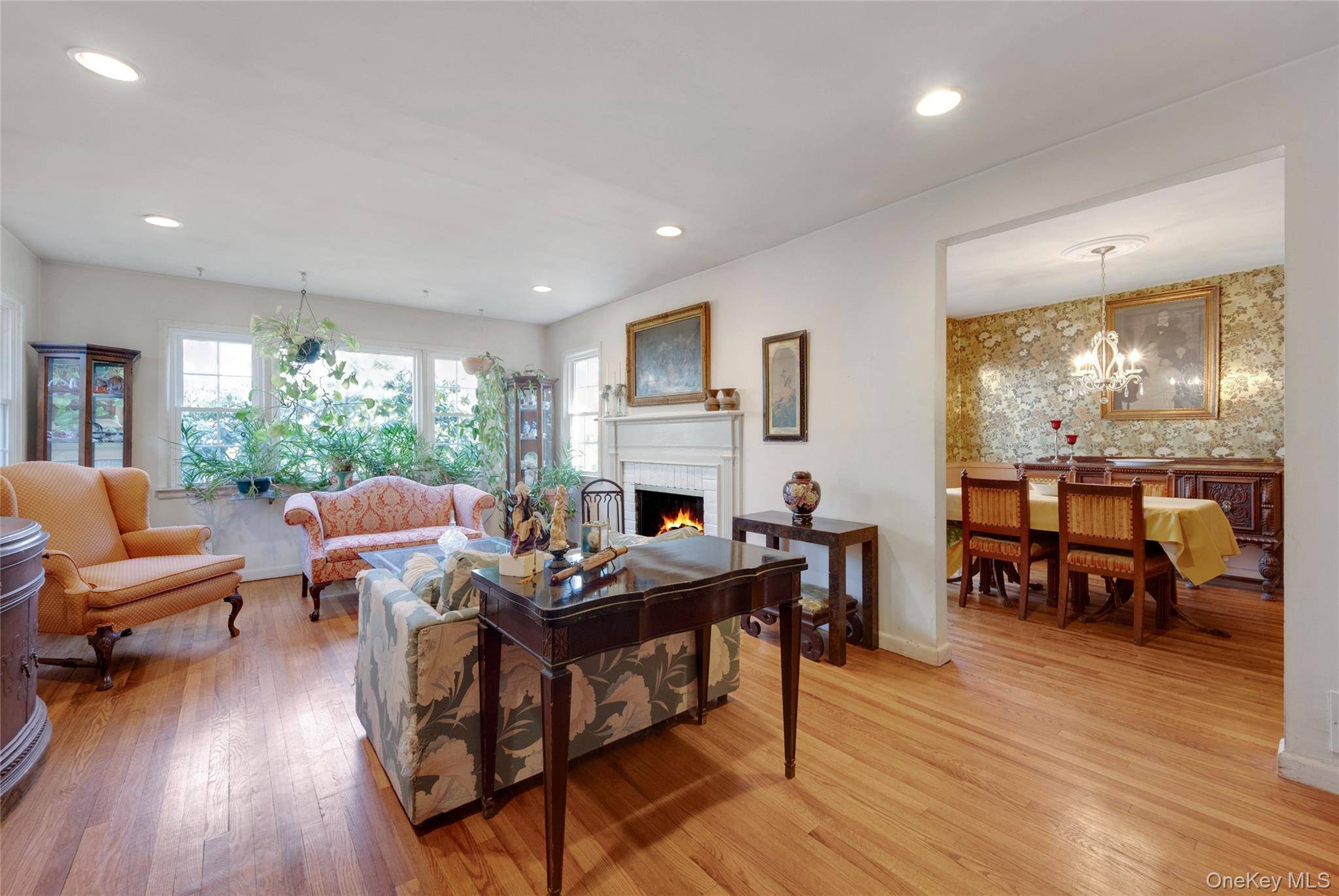 Katonah, NY 10536,119 Goldens Bridge RD