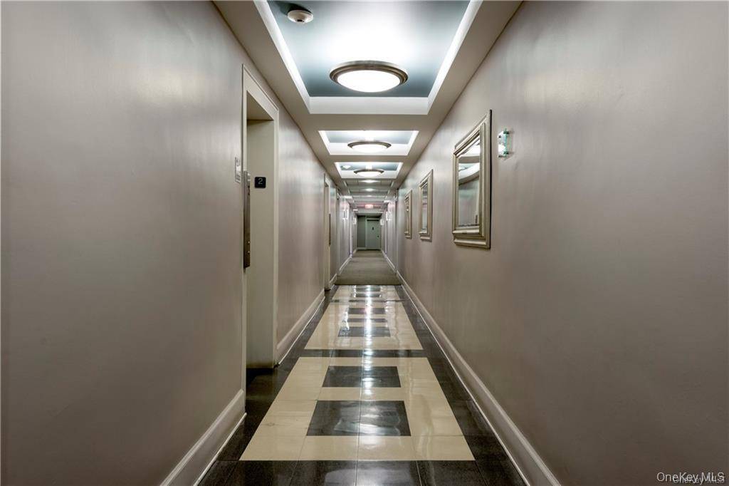 Bronxville, NY 10708,1133 Midland AVE #3L