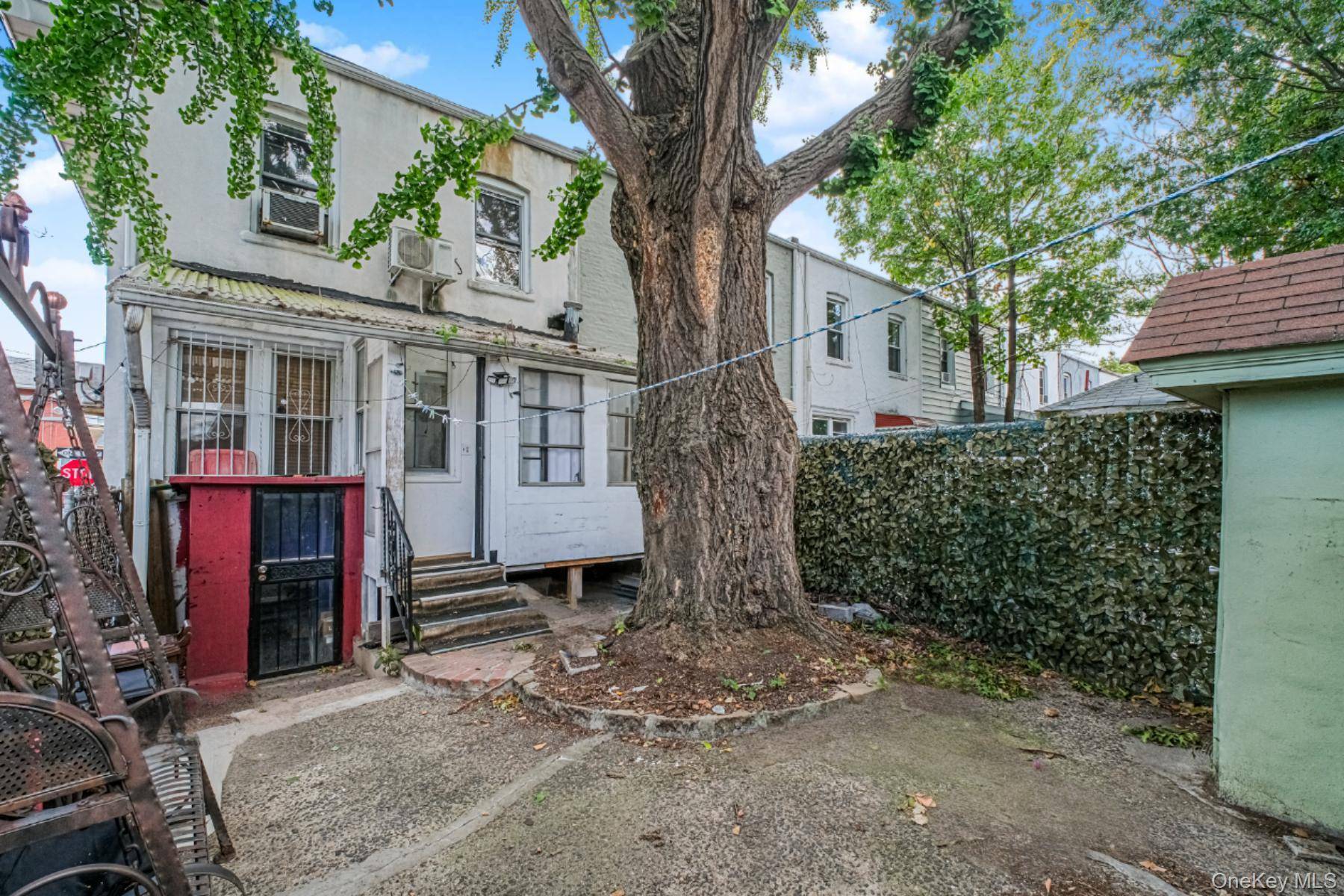 Woodhaven, NY 11421,9302 95th Street ST