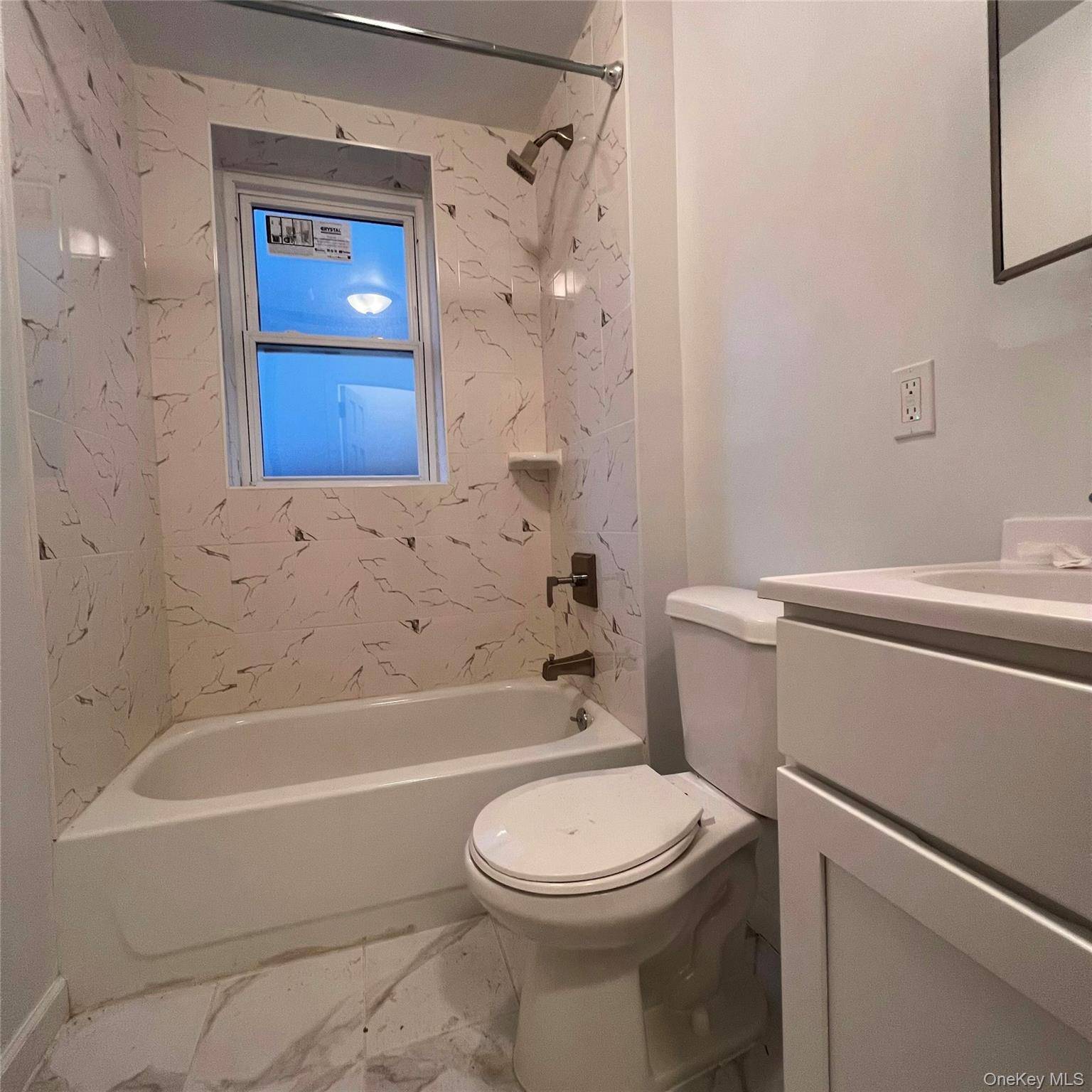 Mount Vernon, NY 10550,451 S 10th AVE #2R