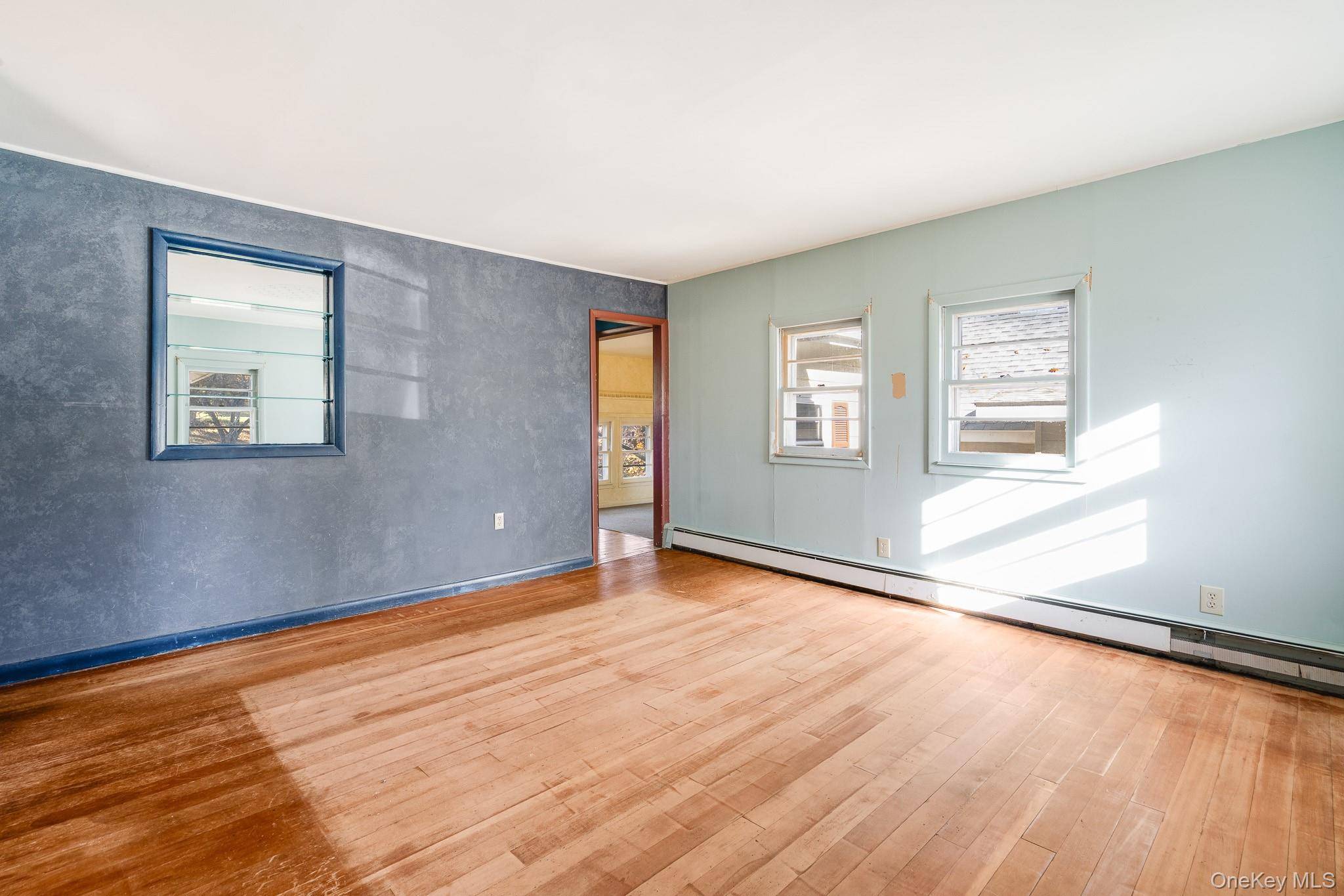 Pleasant Valley, NY 12569,453 Pine Hill RD