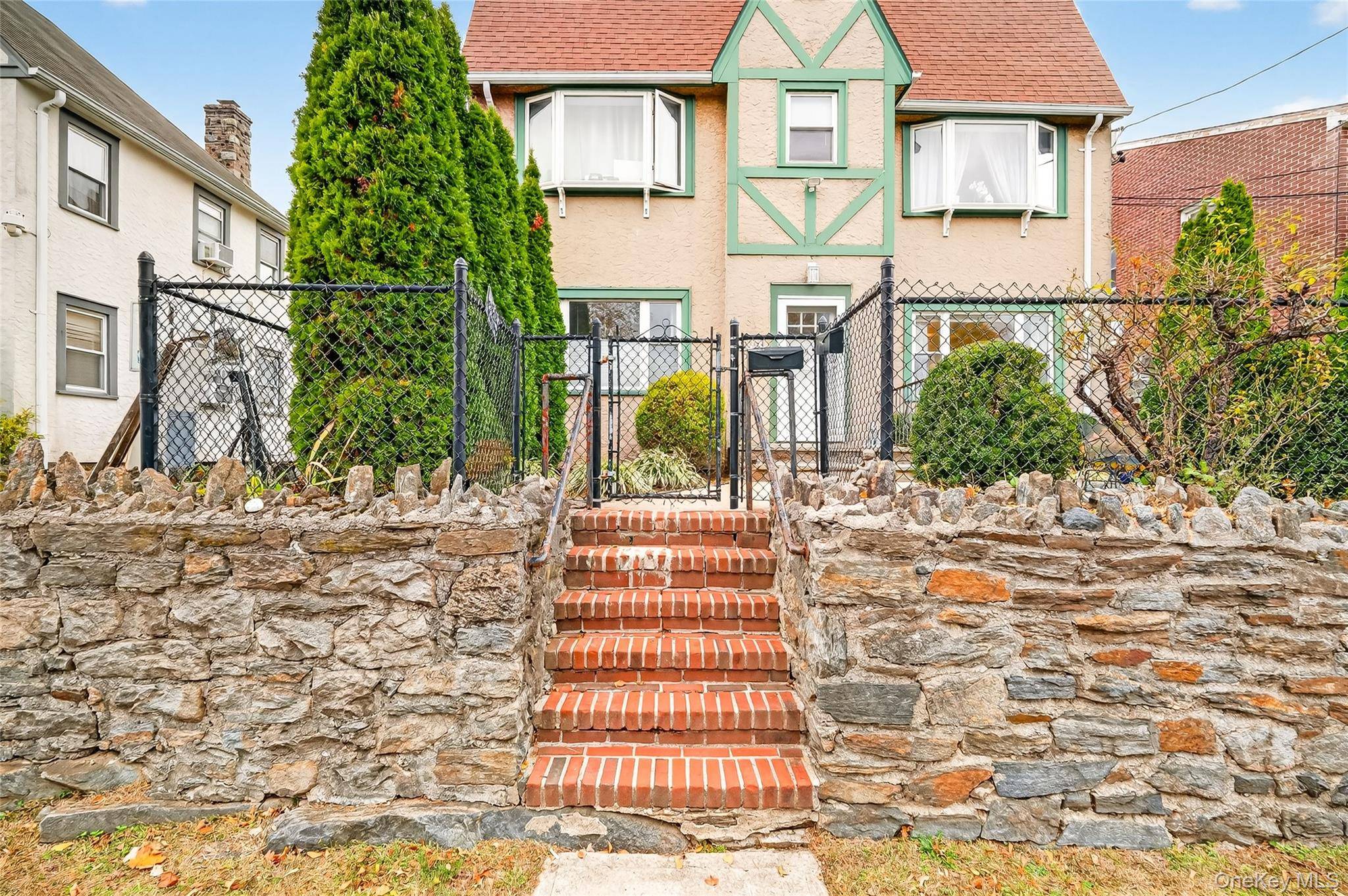 Harrison, NY 10528,158 Park AVE