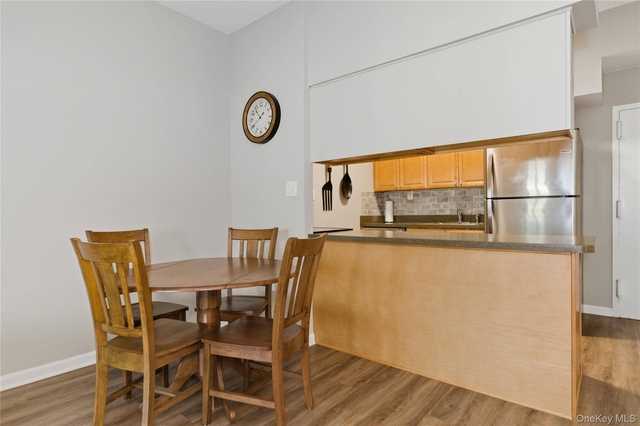 Freeport, NY 11520,725 Miller AVE #111