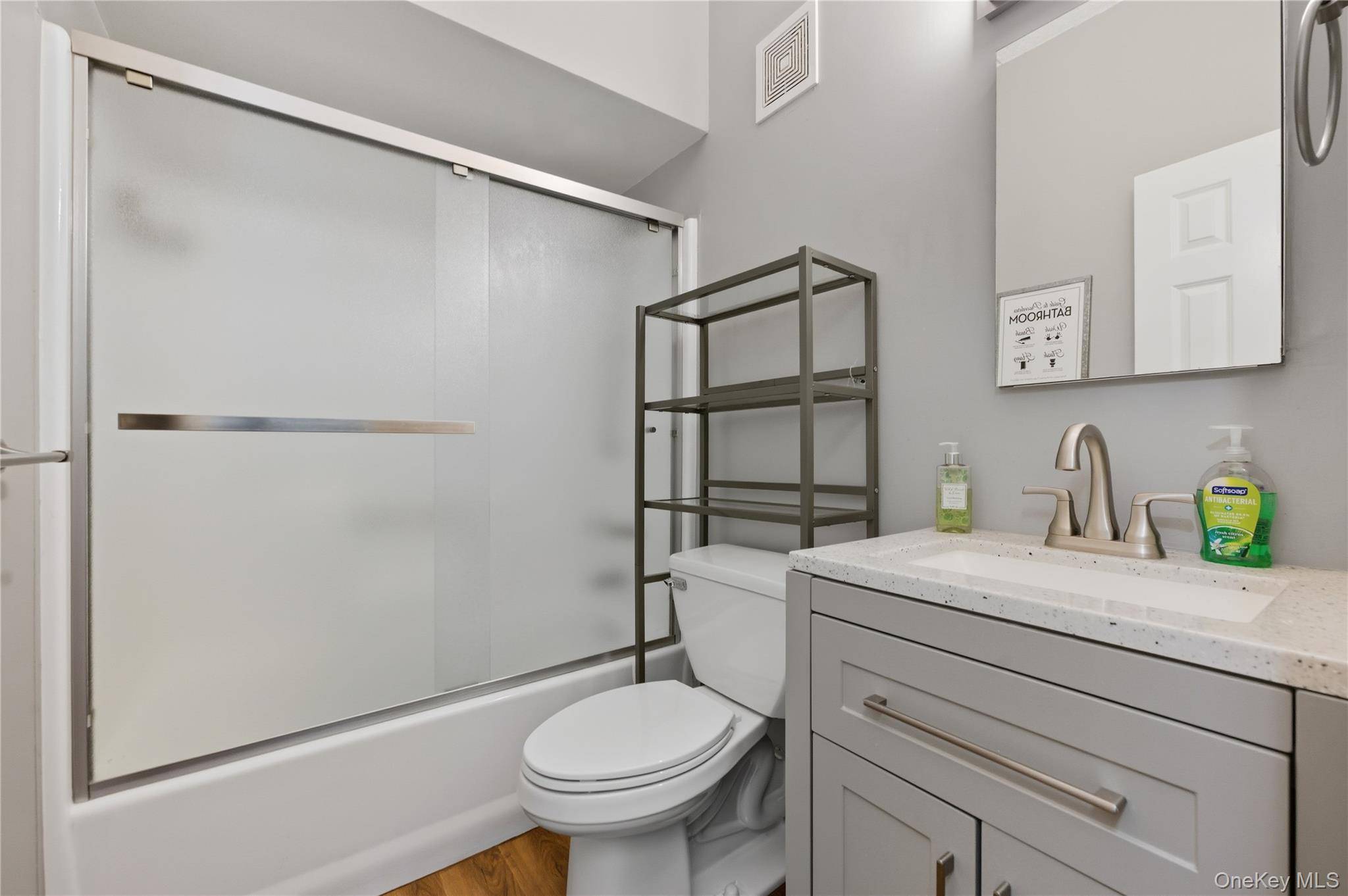 Freeport, NY 11520,725 Miller AVE #111