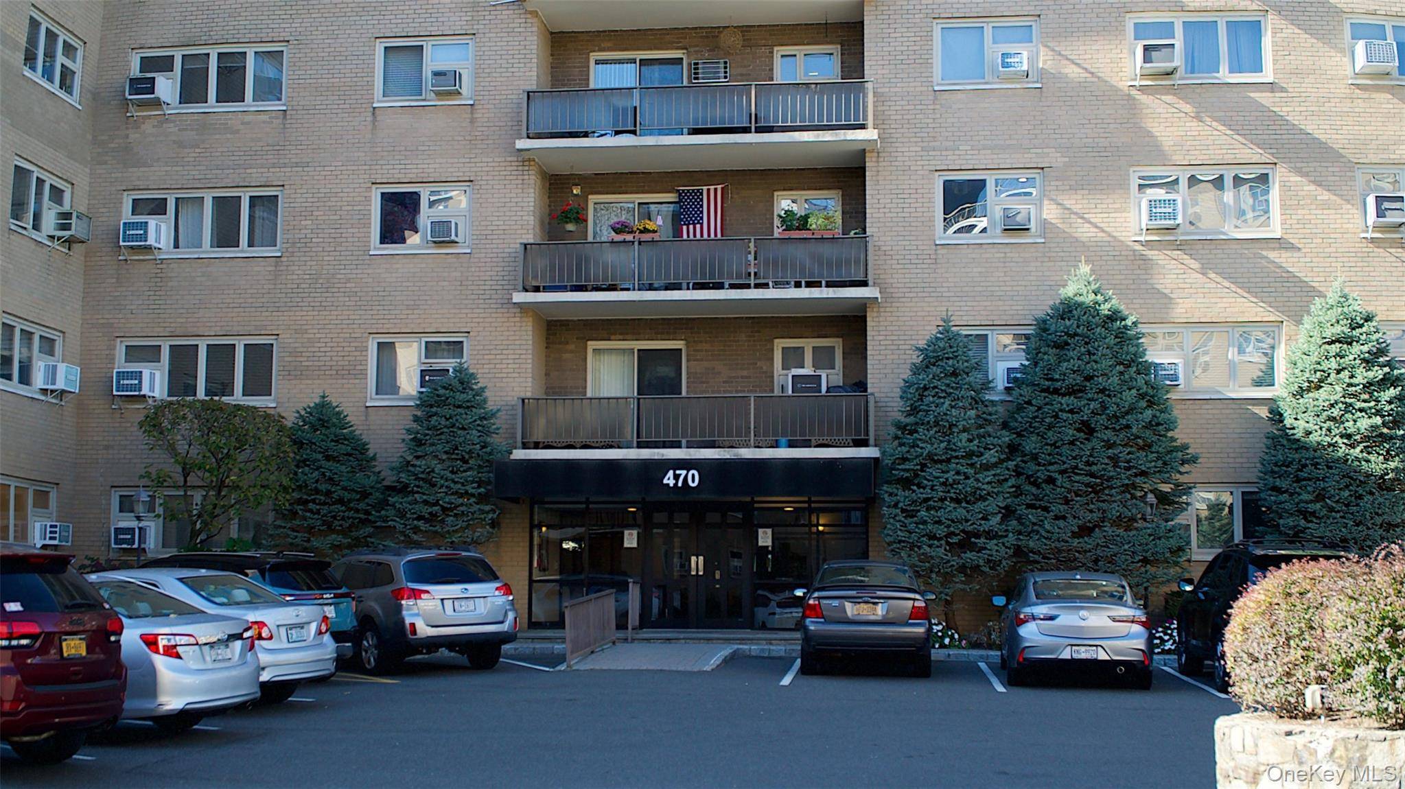 Harrison, NY 10528,470 Halstead Avenue #6V