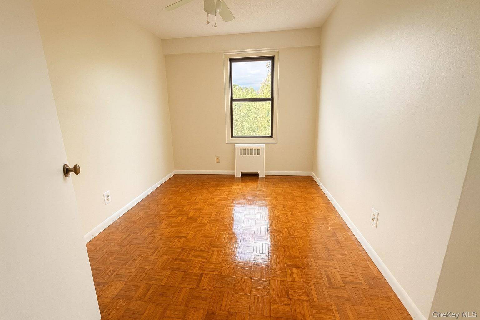 Mount Vernon, NY 10552,154 Pearsall Drive #6A