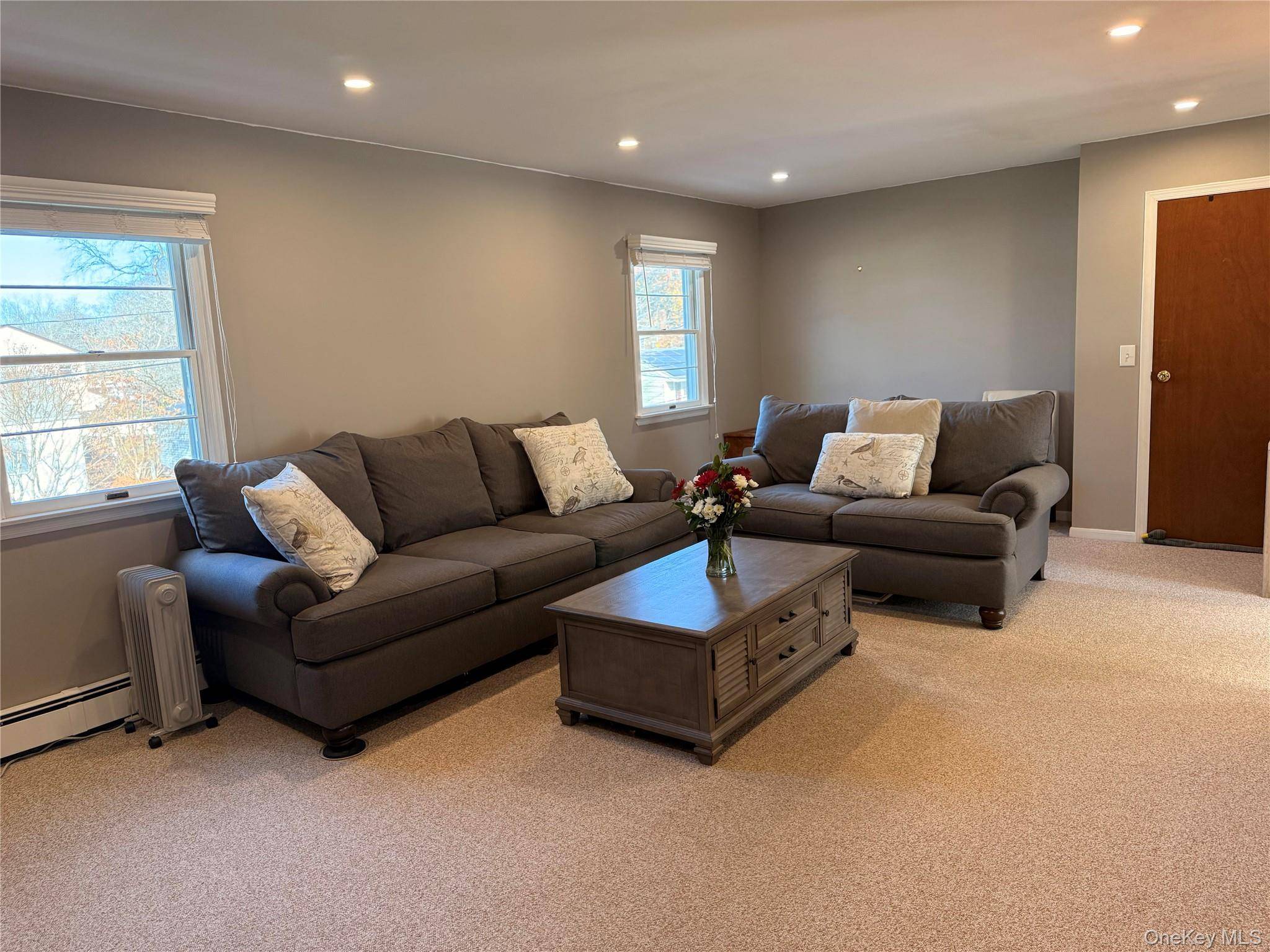 Huntington Station, NY 11746,10 Armell ST