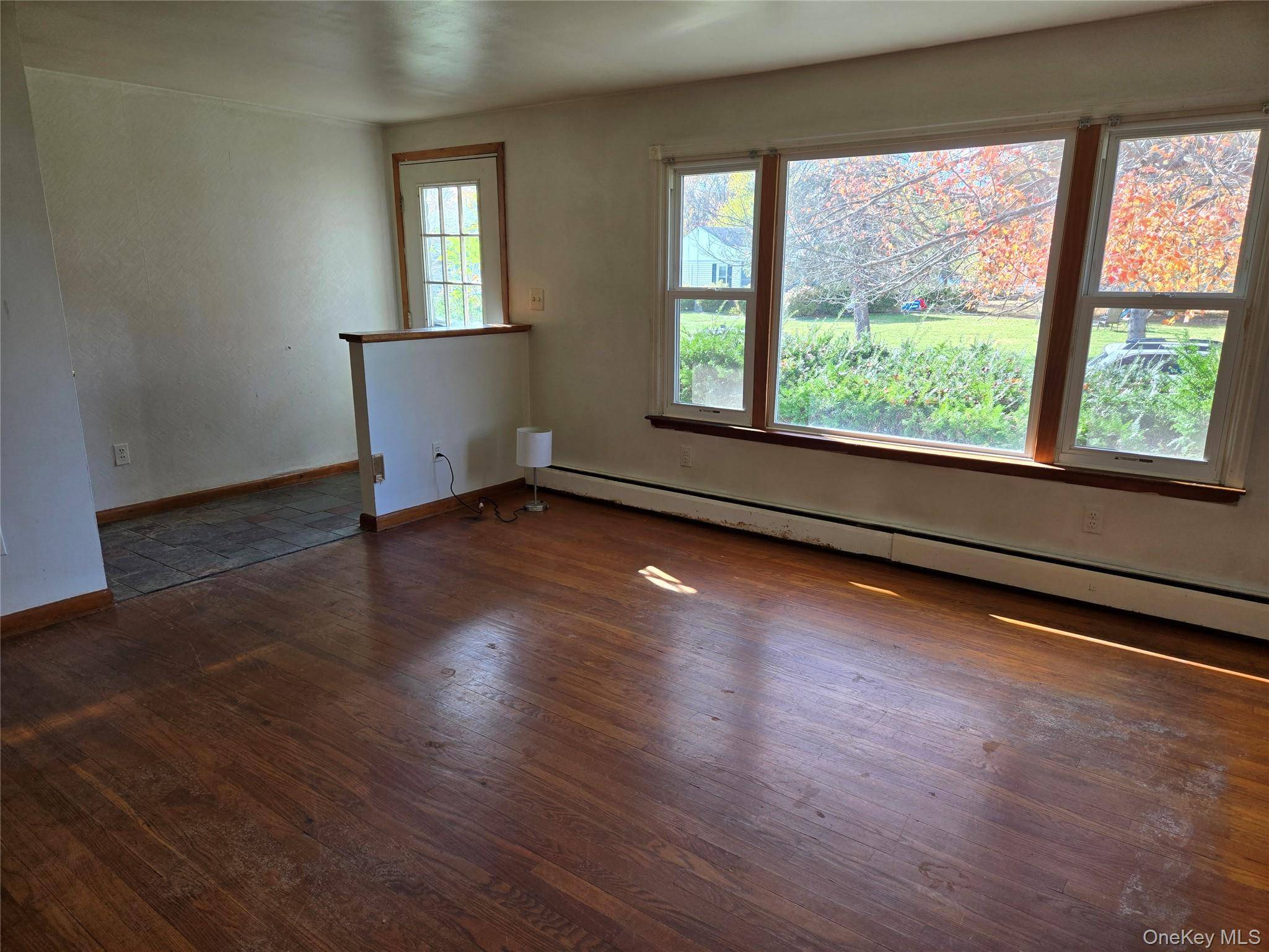 Newburgh, NY 12550,16 Stirrup DR