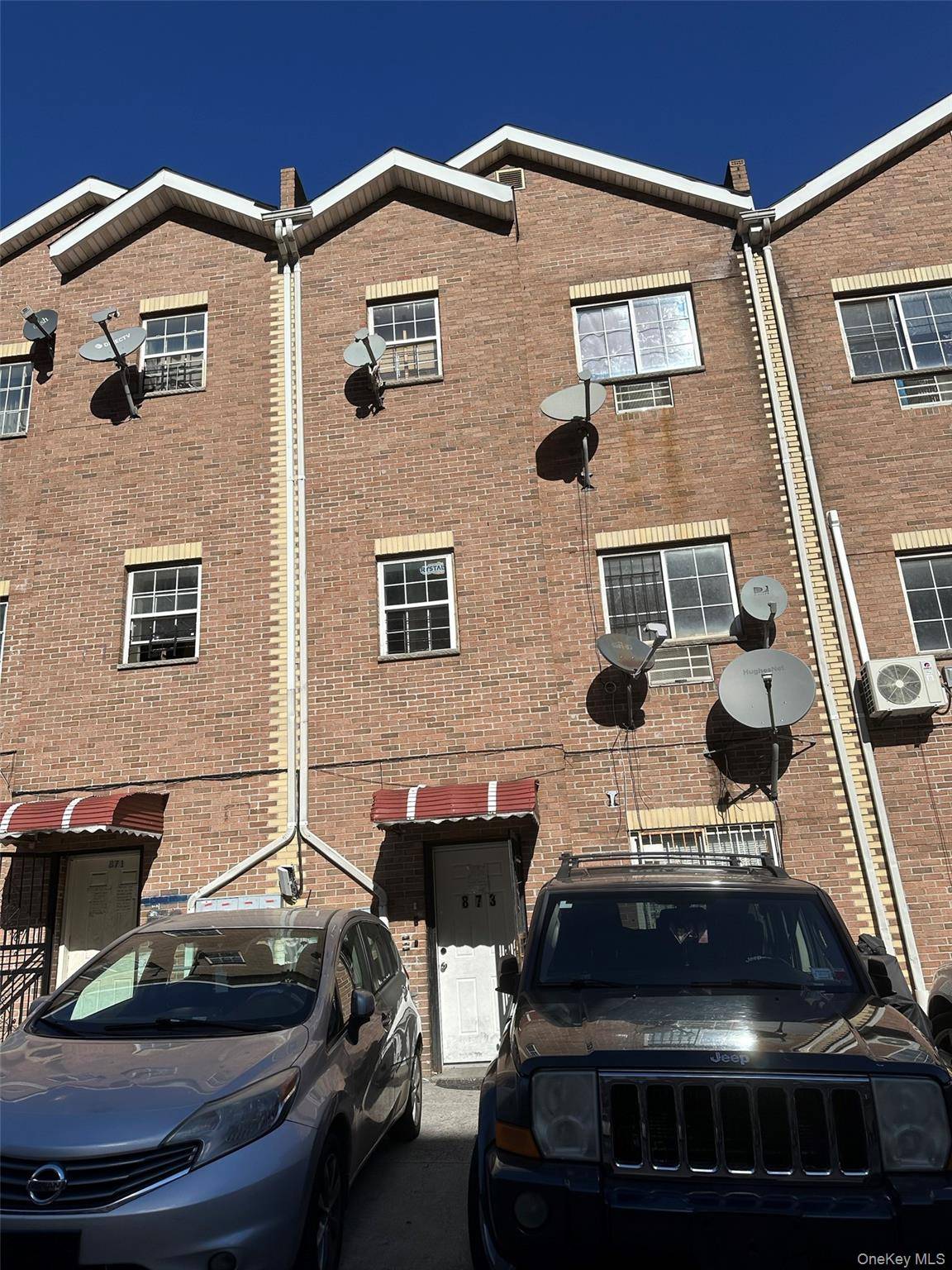 Bronx, NY 10460,873 Elsmere PL