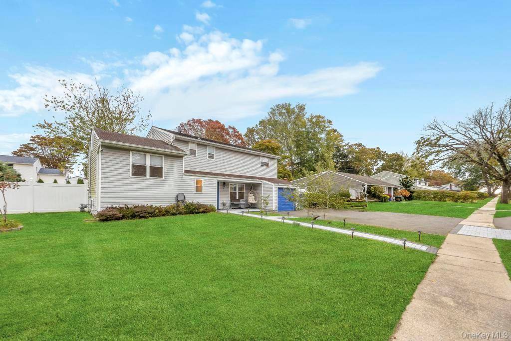 Centereach, NY 11720,37 Fiesta DR