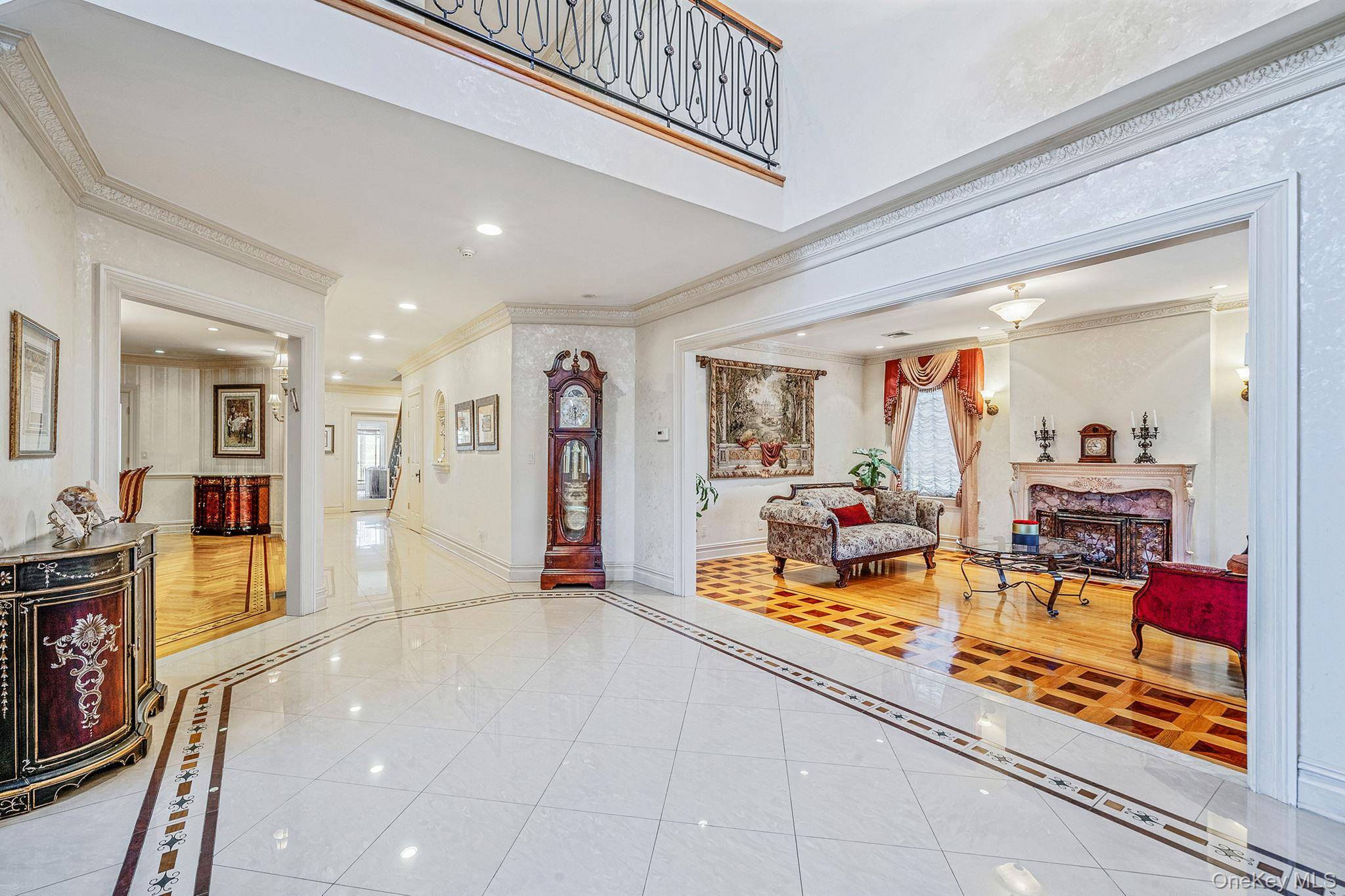 Holliswood, NY 11423,19922 Keno AVE