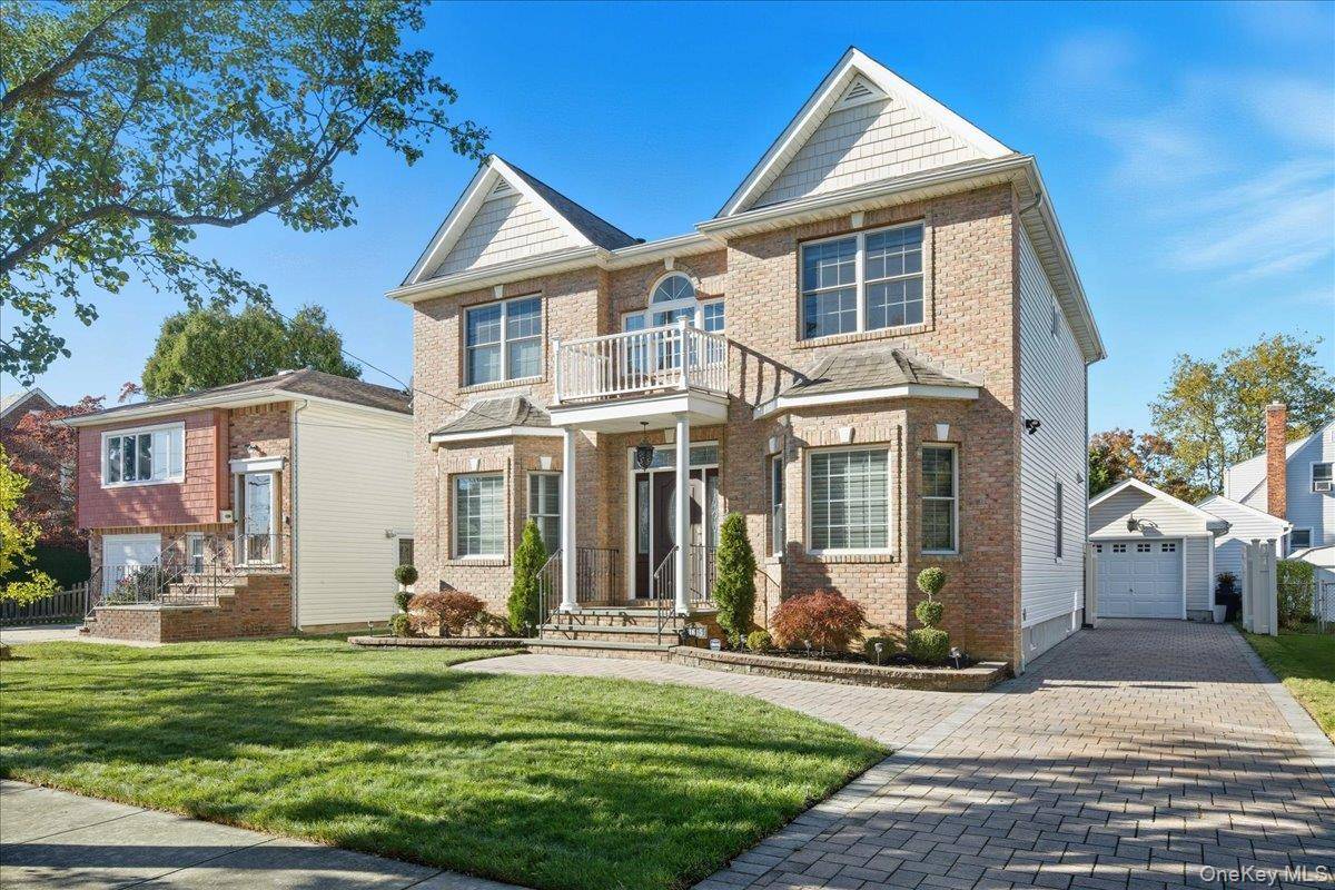 New Hyde Park, NY 11040,1615 Belmont AVE