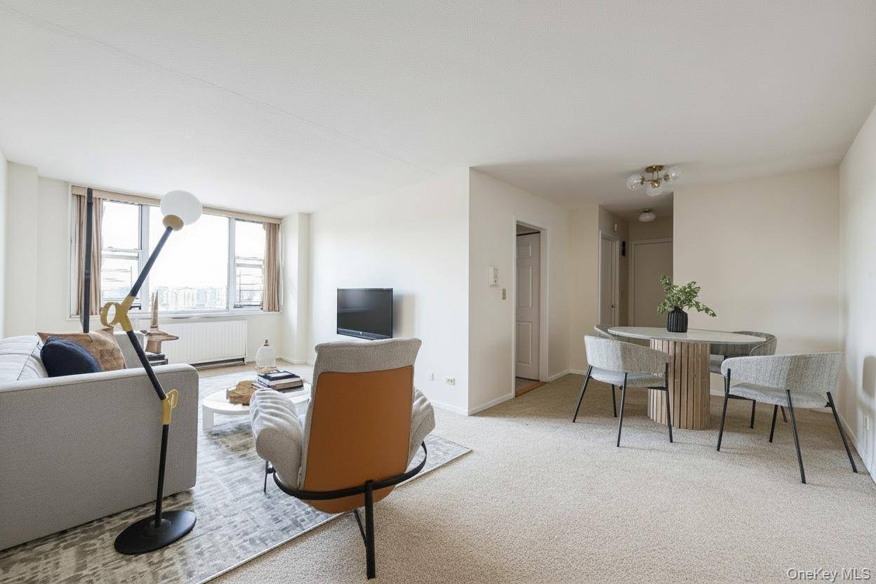 Flushing, NY 11355,4140 Union ST #17H