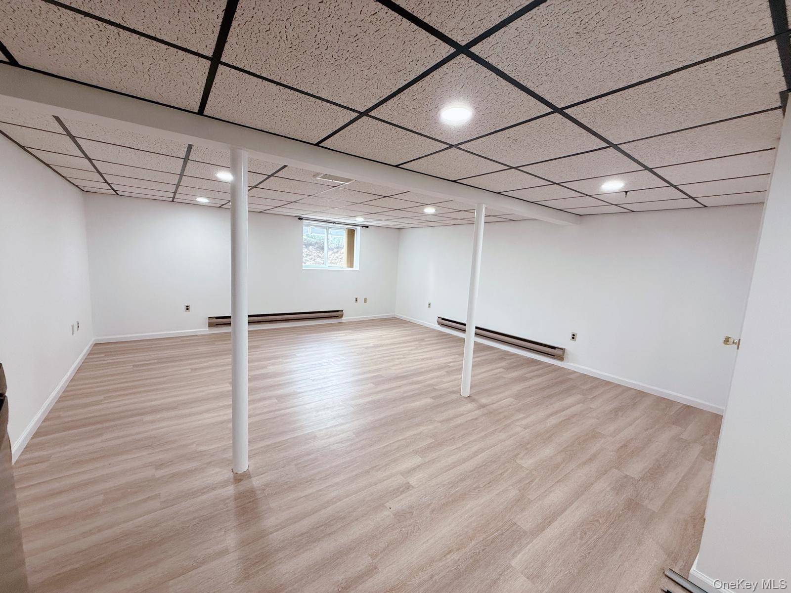 South Setauket, NY 11720,12 Bruce DR