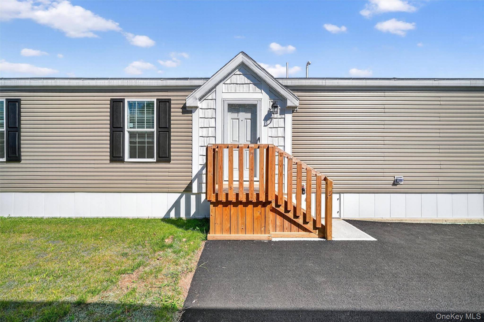 Stony Point, NY 10980,30 Ba Mar DR