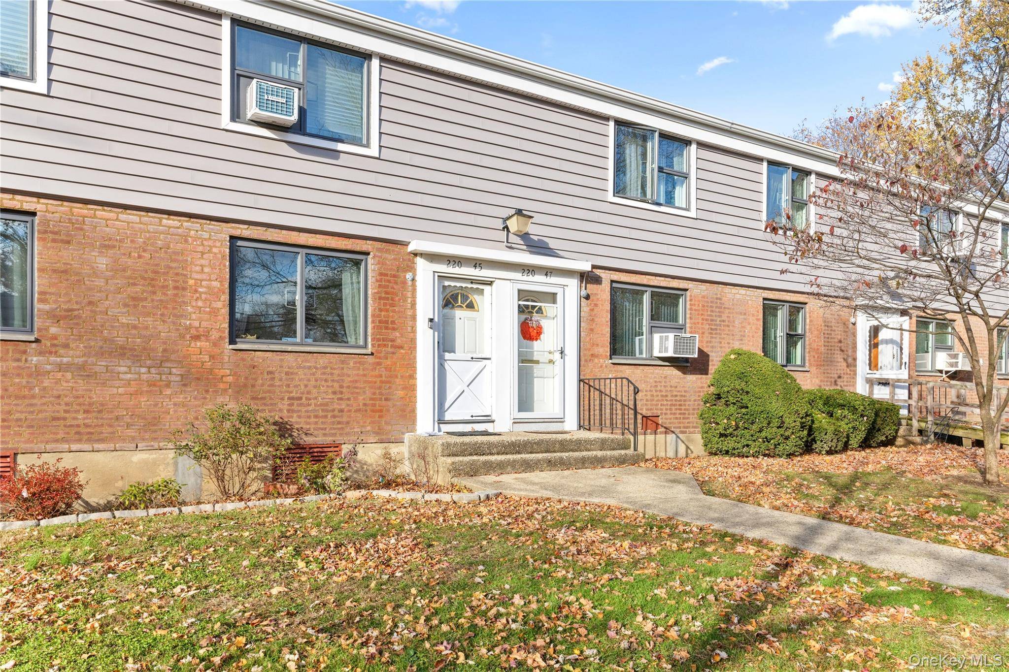 Bayside, NY 11364,220-47 73rd AVE #Upper