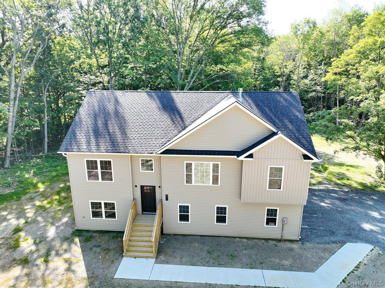 New Paltz, NY 12561,350 N Ohioville RD