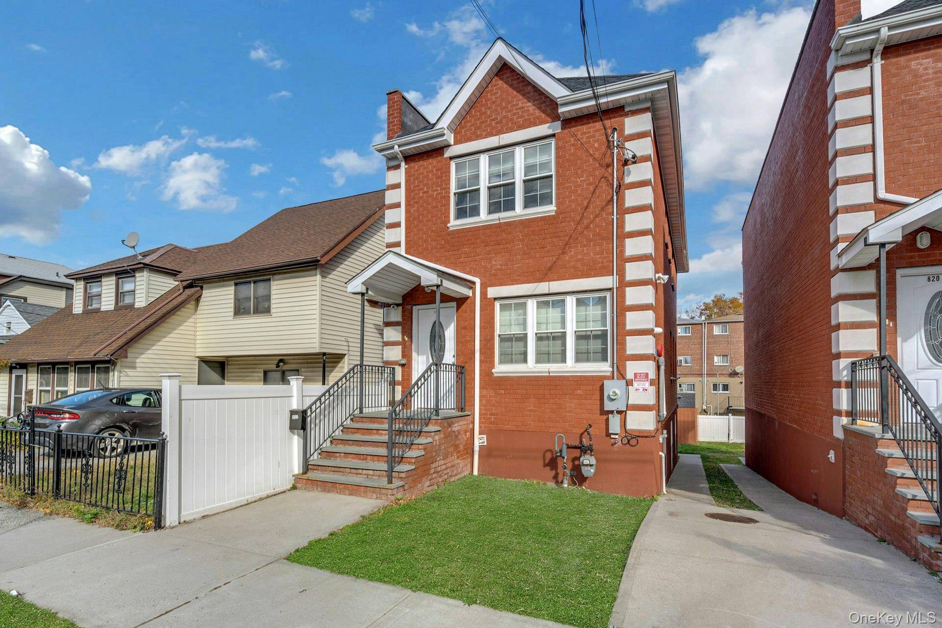 Bronx, NY 10465,822 Hollywood AVE