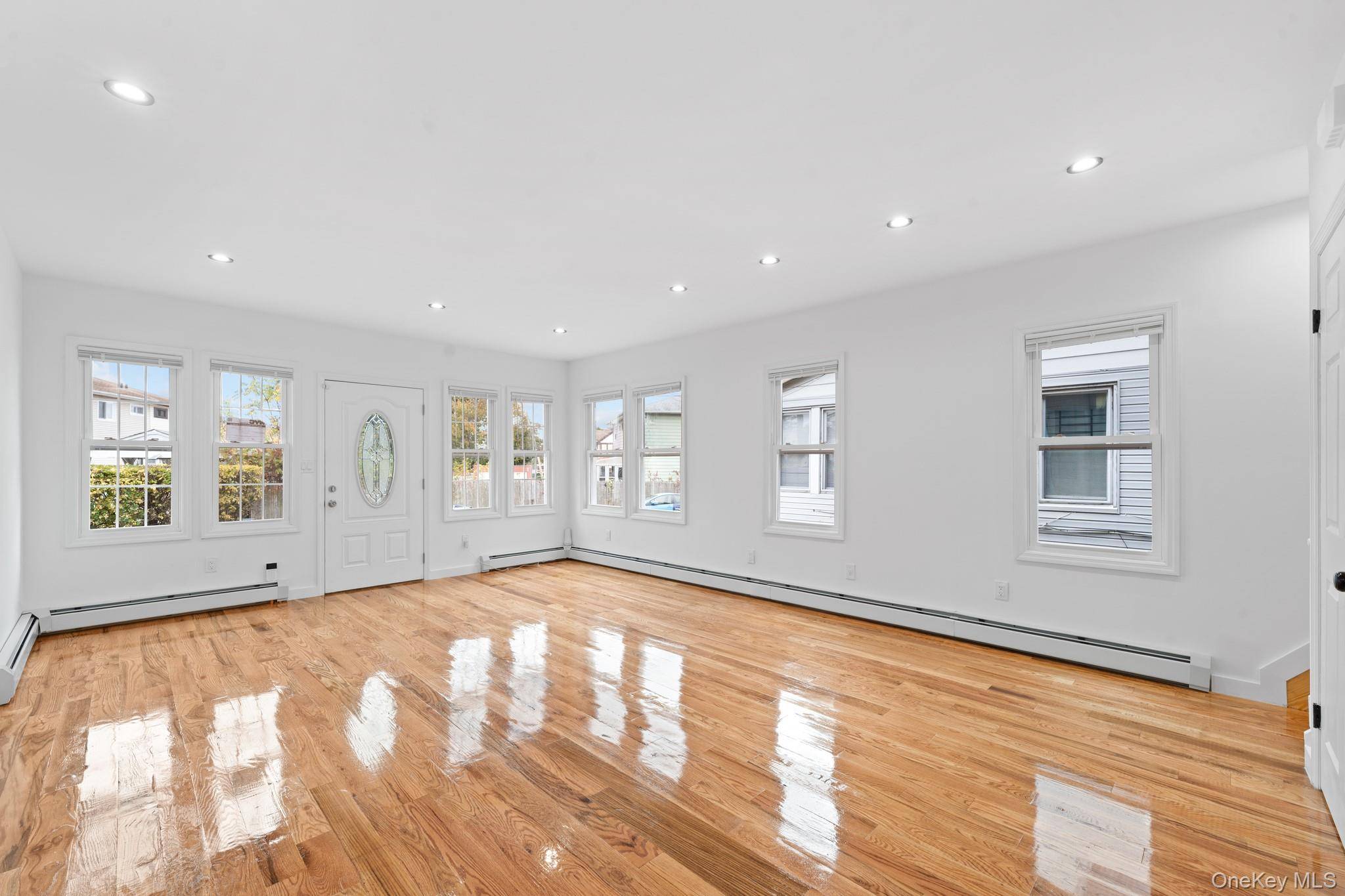 Springfield Gardens, NY 11434,13415 Cheney ST