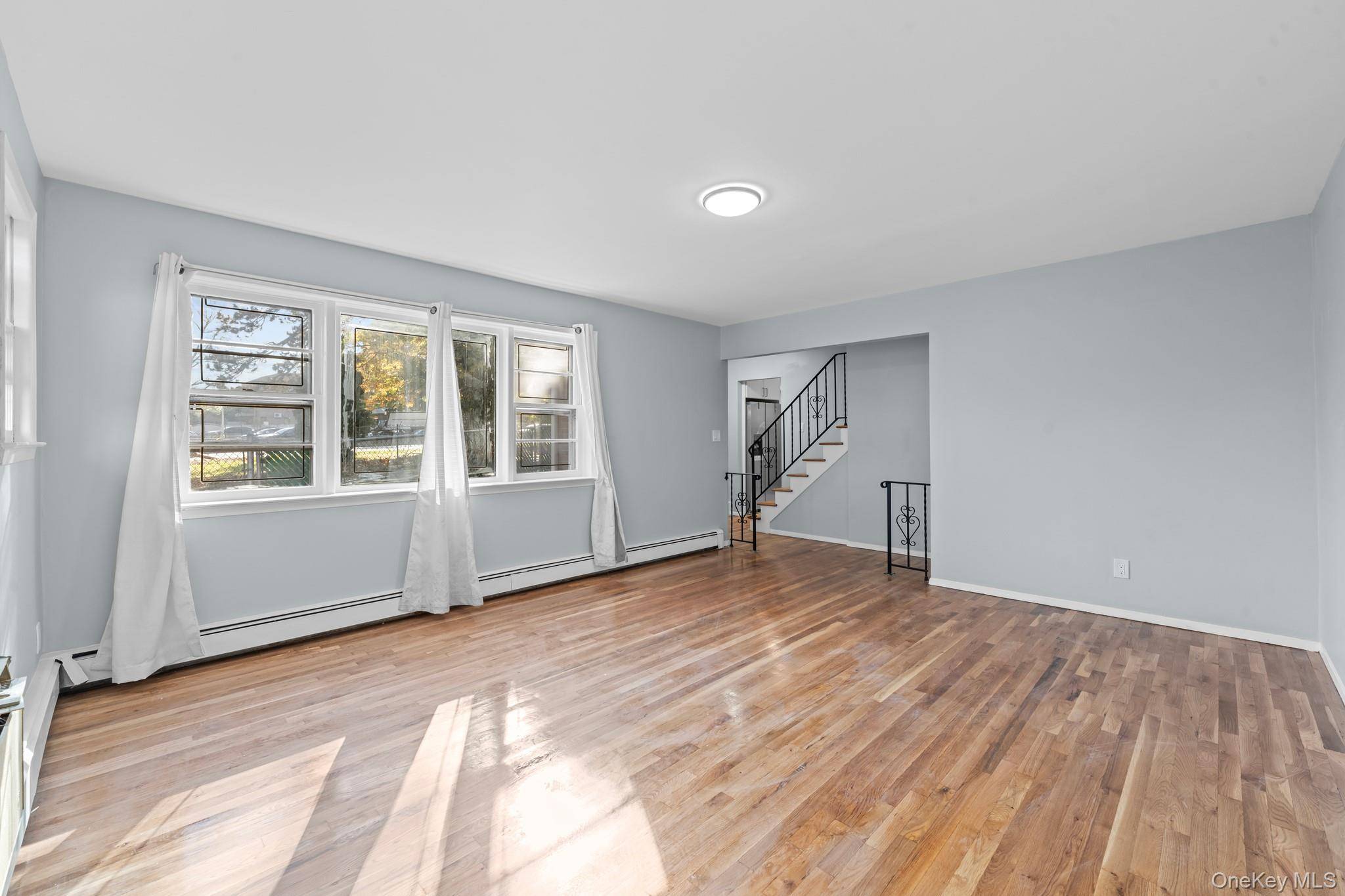 Fresh Meadows, NY 11365,17211 Horace Harding EXPY