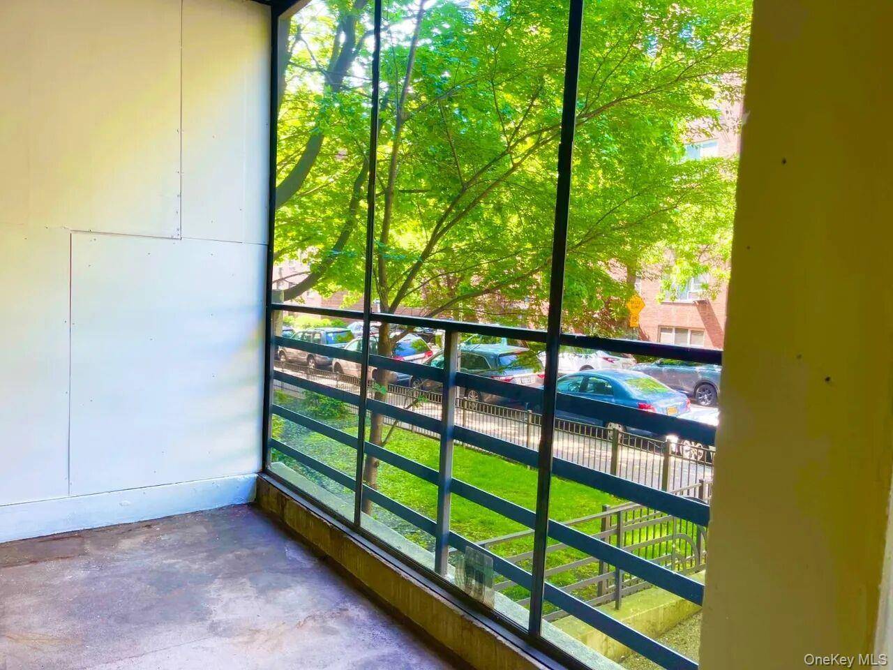 Rego Park, NY 11374,98-34 63rd DR #1G