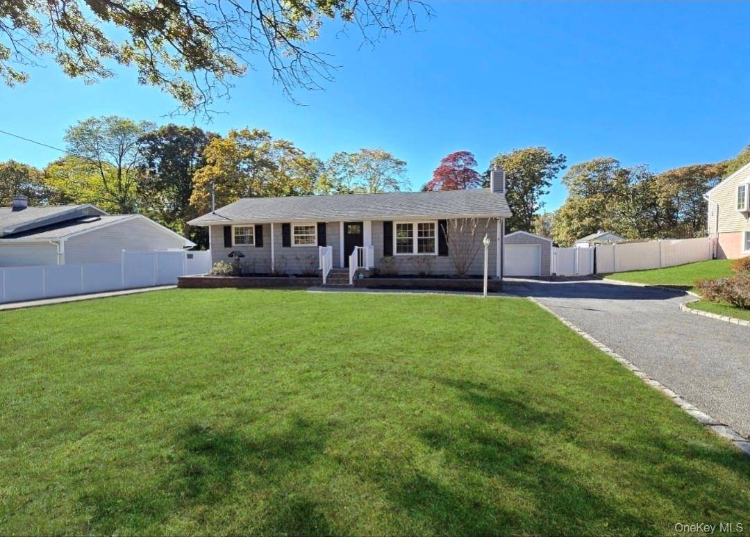 Centereach, NY 11720,124 S Coleman RD