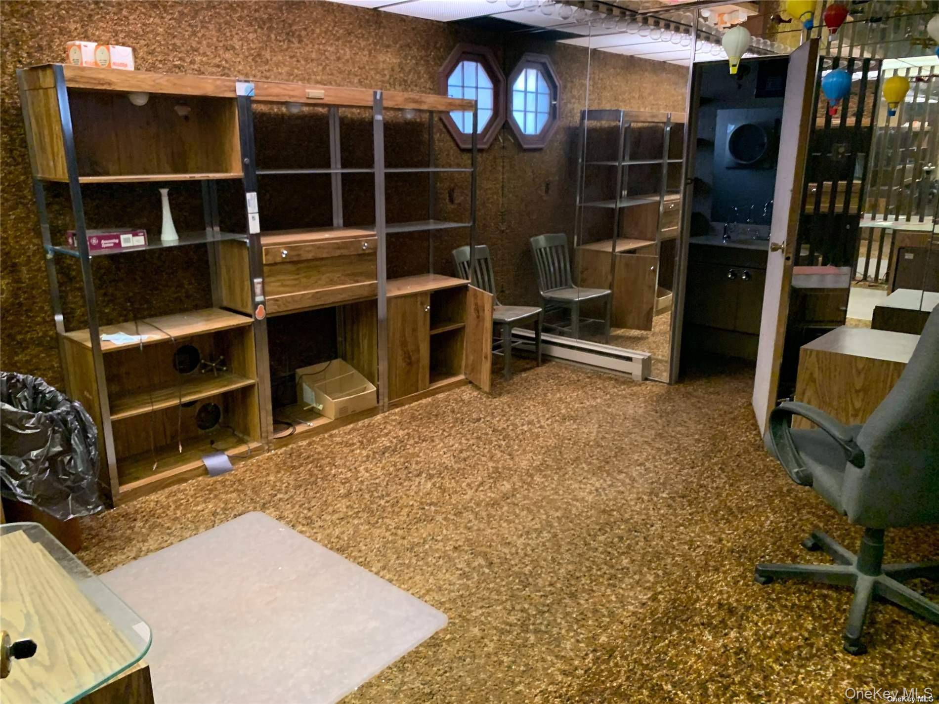 Floral Park, NY 11001,504 Cherry LN