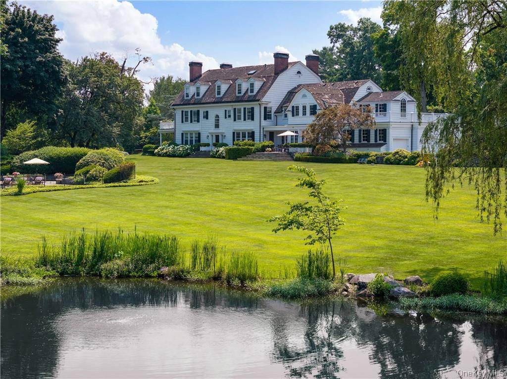 Purchase, NY 10577,10 Meadow LN