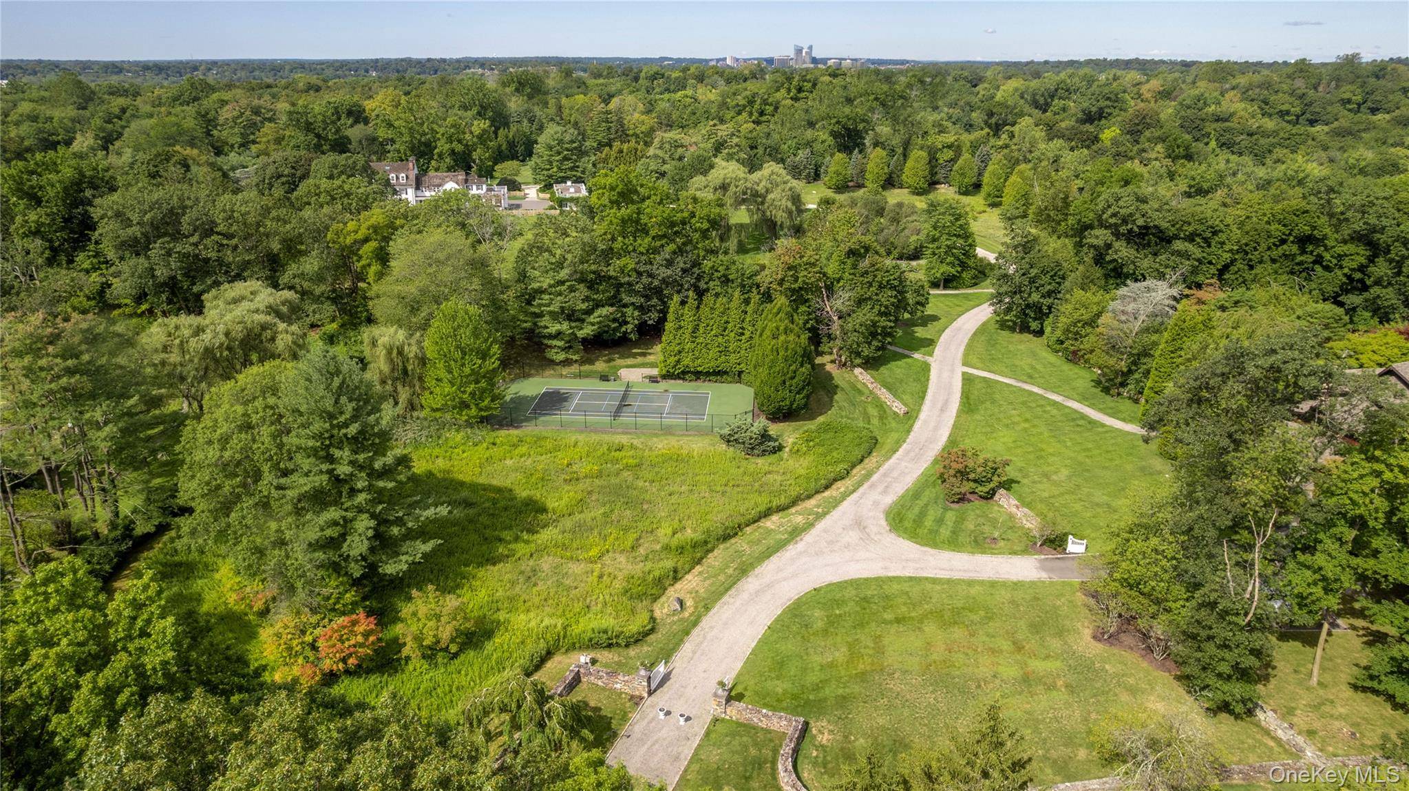 Purchase, NY 10577,10 Meadow LN