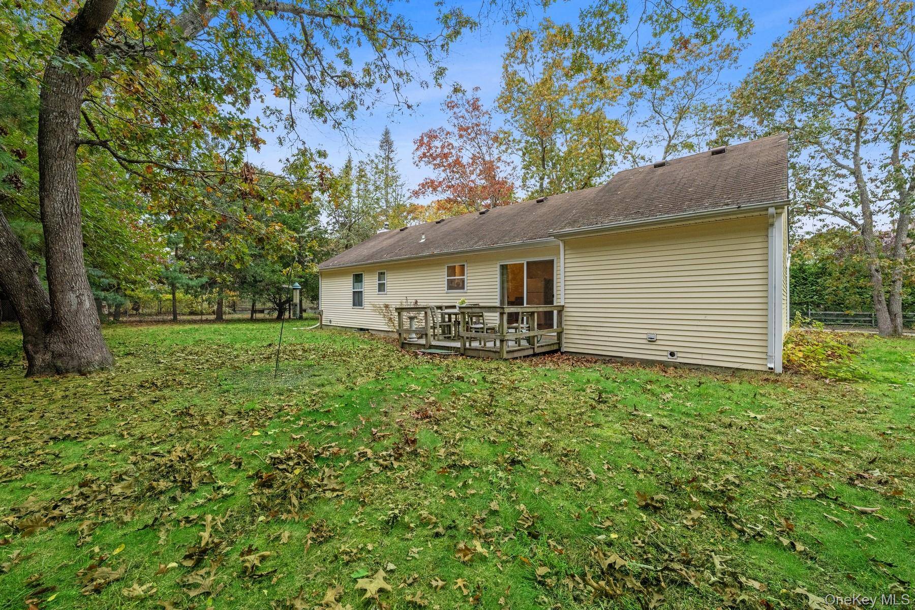 East Quogue, NY 11942,9 Shinnecock AVE