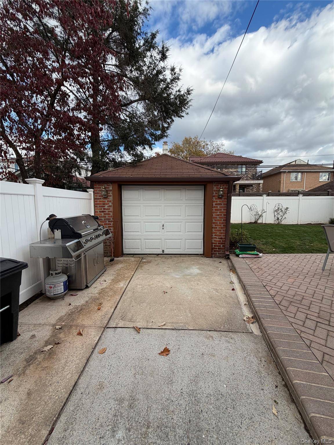 Fresh Meadows, NY 11365,5335 192nd ST