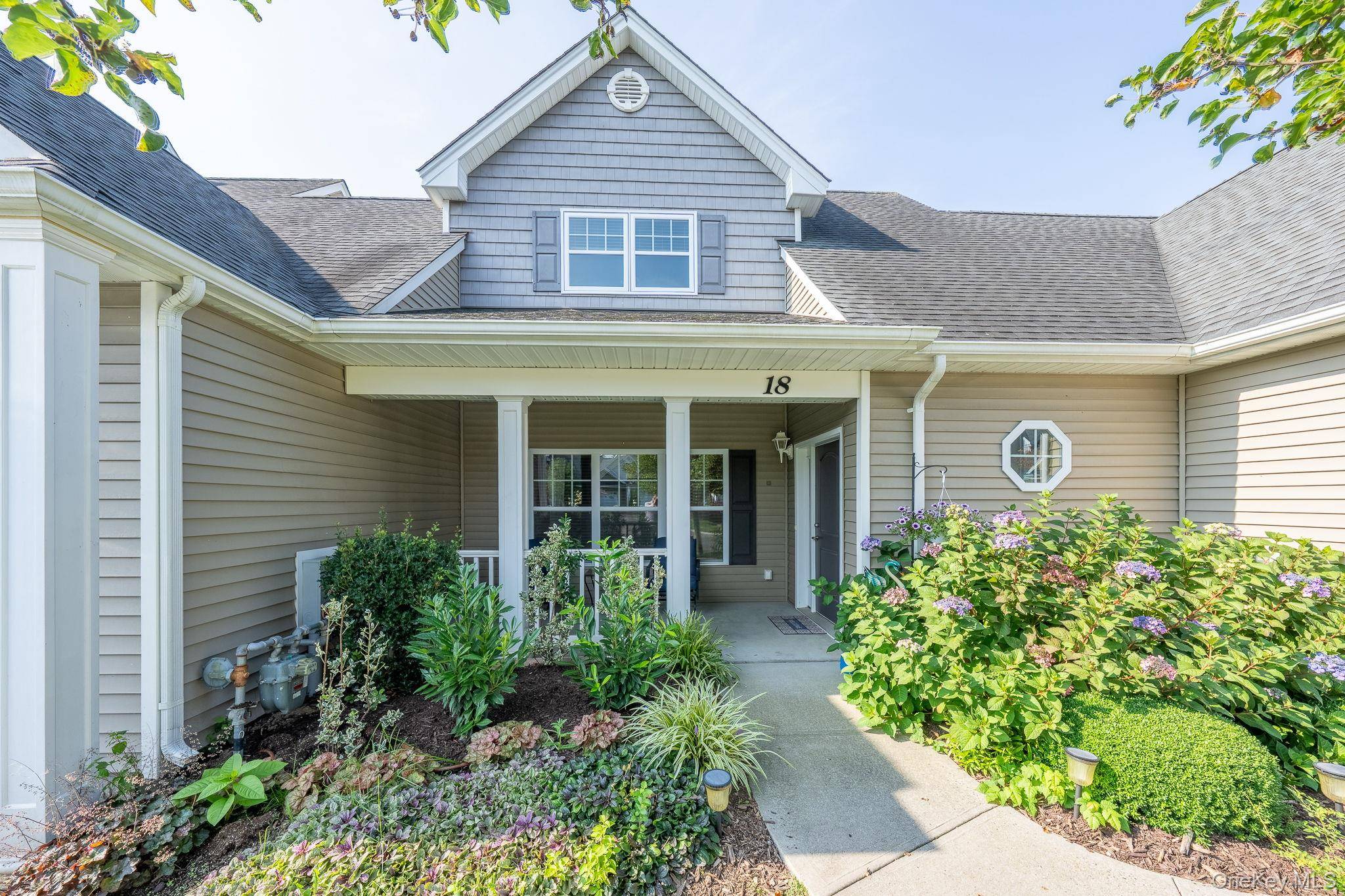 Riverhead, NY 11901,18 Kennsington CT