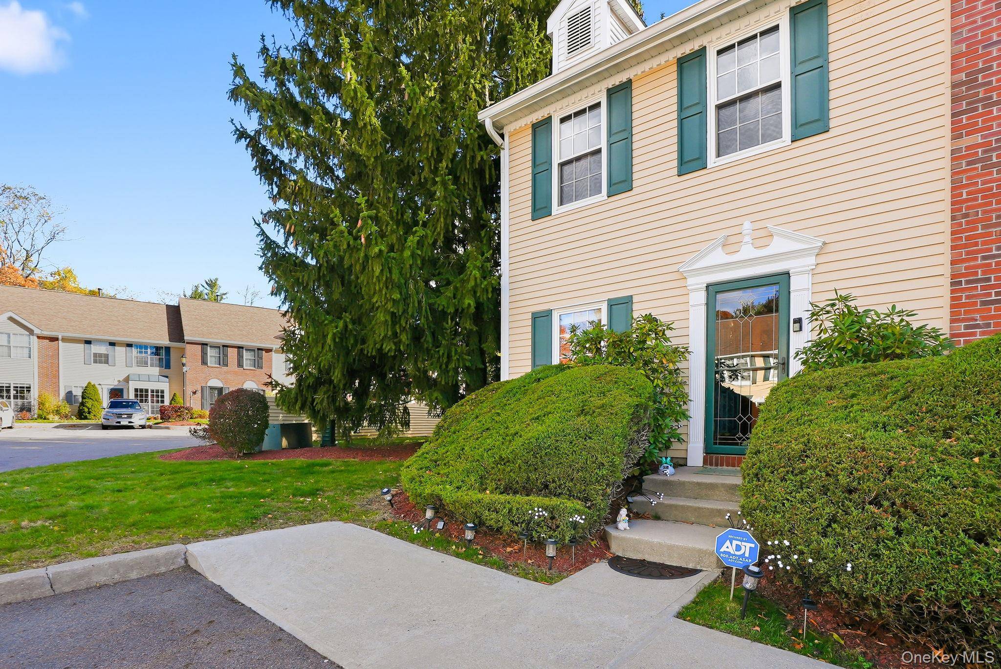 Peekskill, NY 10566,16 Winchester AVE