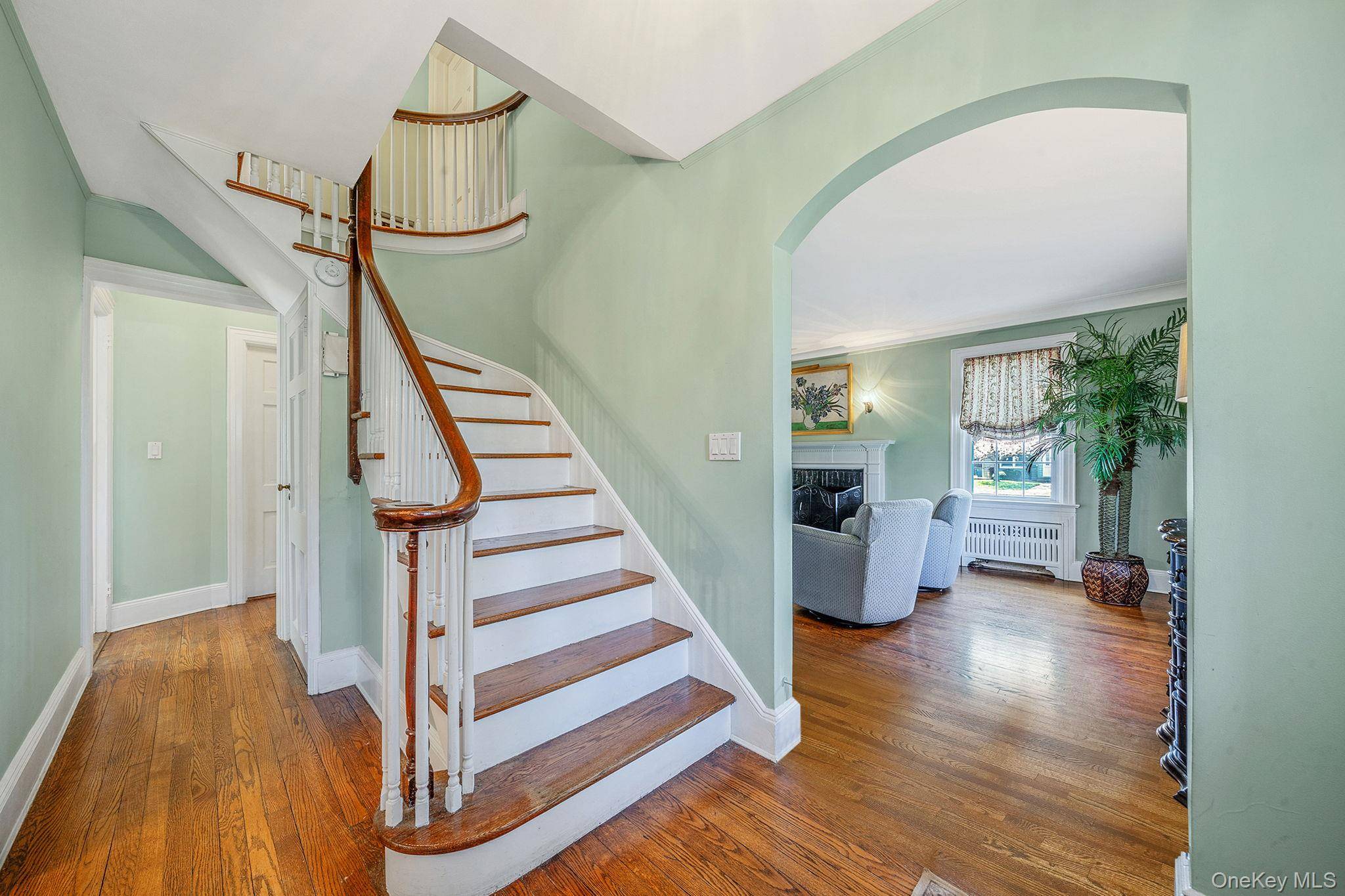 Garden City, NY 11530,1 Prospect AVE