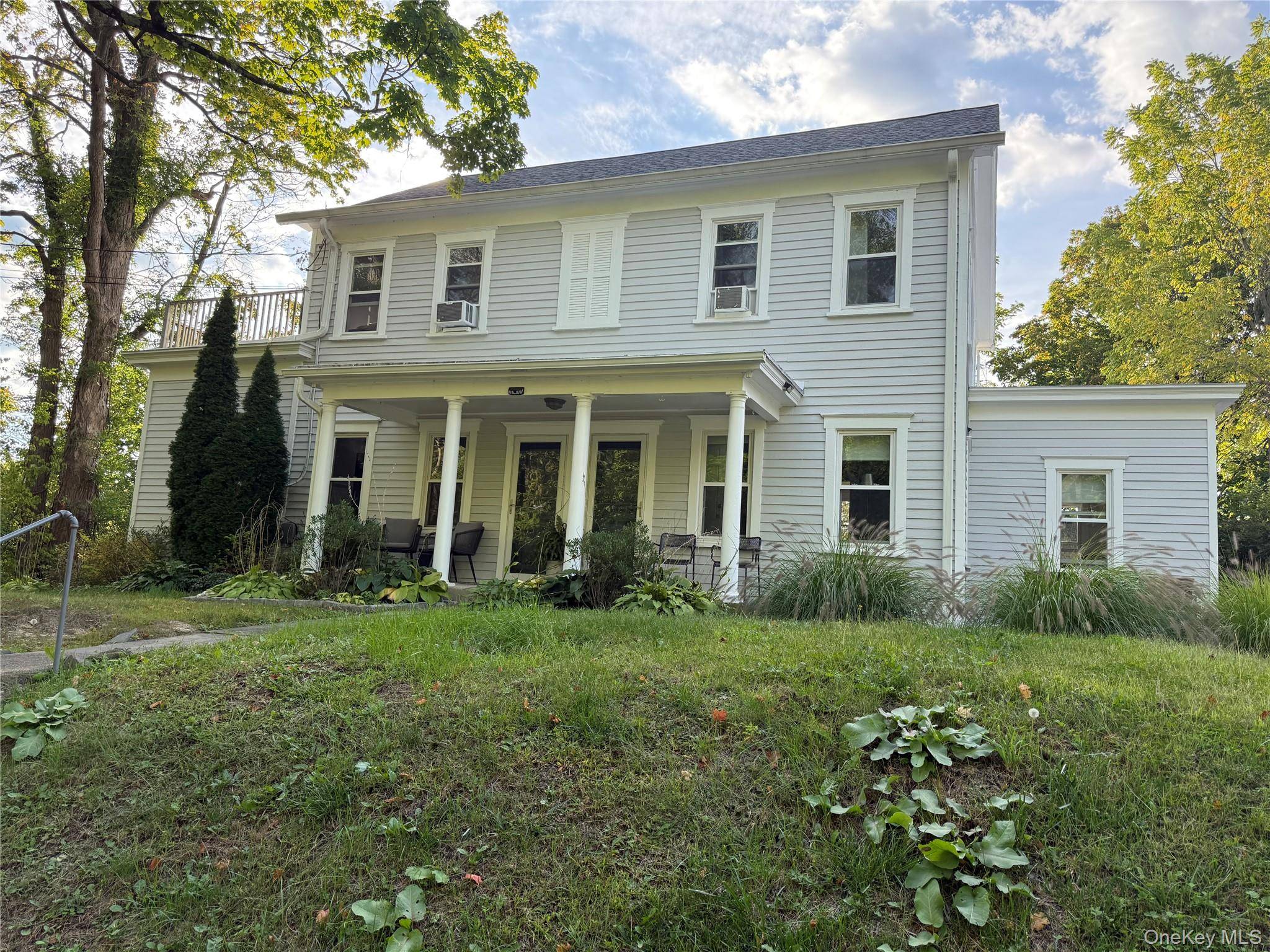 Germantown, NY 12526,26 Main ST