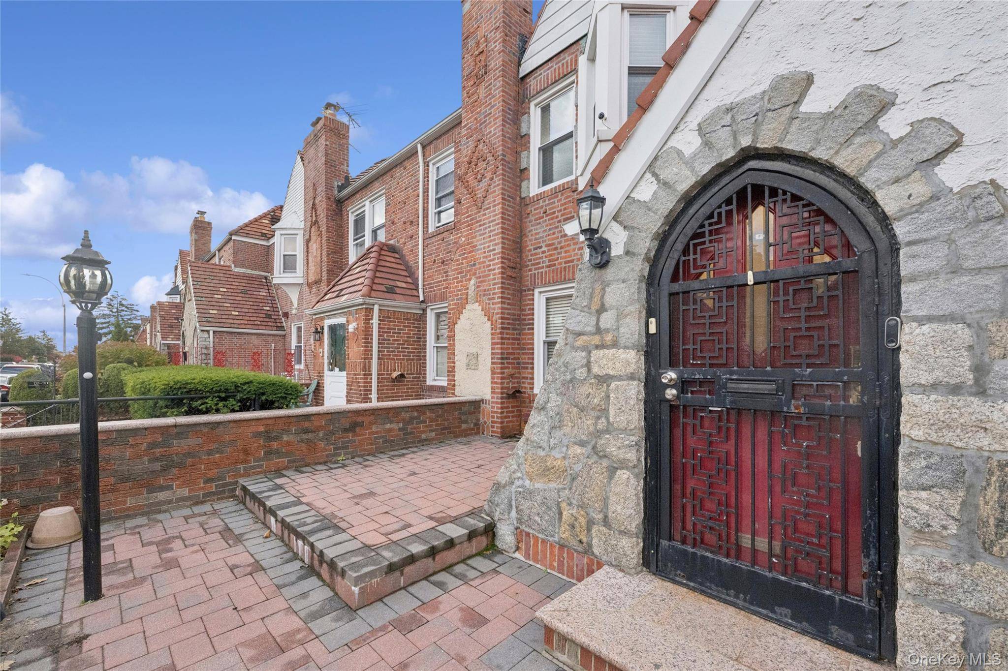 Laurelton, NY 11413,131-18 226th ST