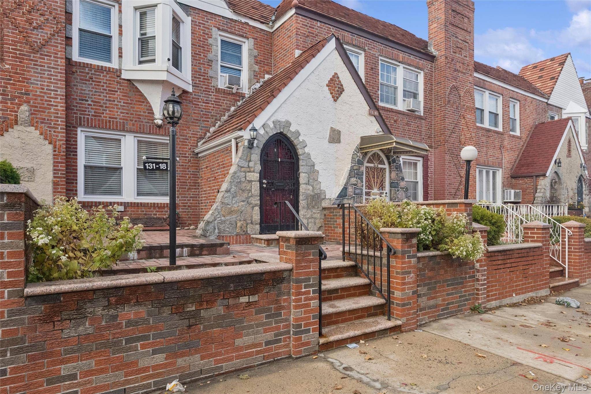 Laurelton, NY 11413,131-18 226th ST