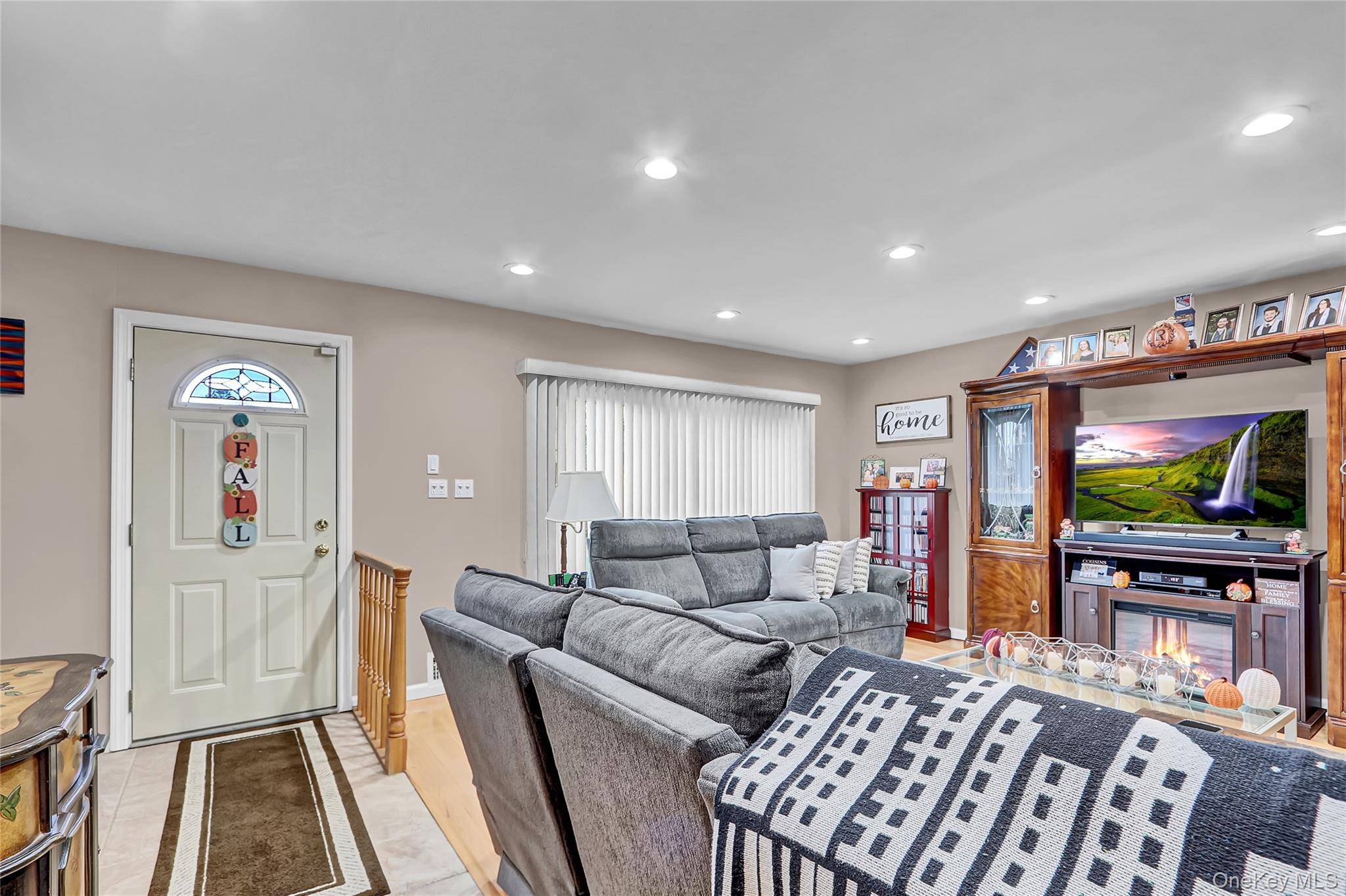 Little Neck, NY 11362,248-14 Deepdale AVE