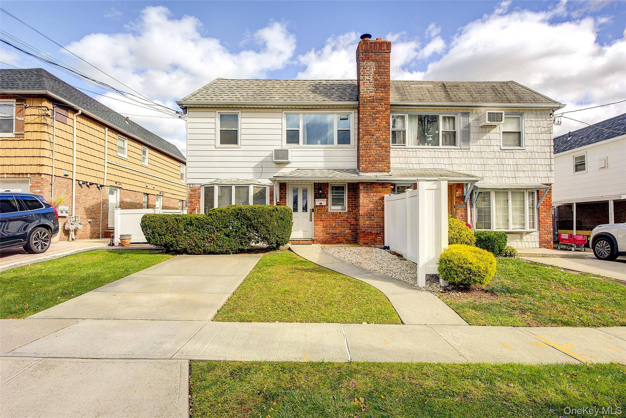 Bayside, NY 11361,39-09 216th ST