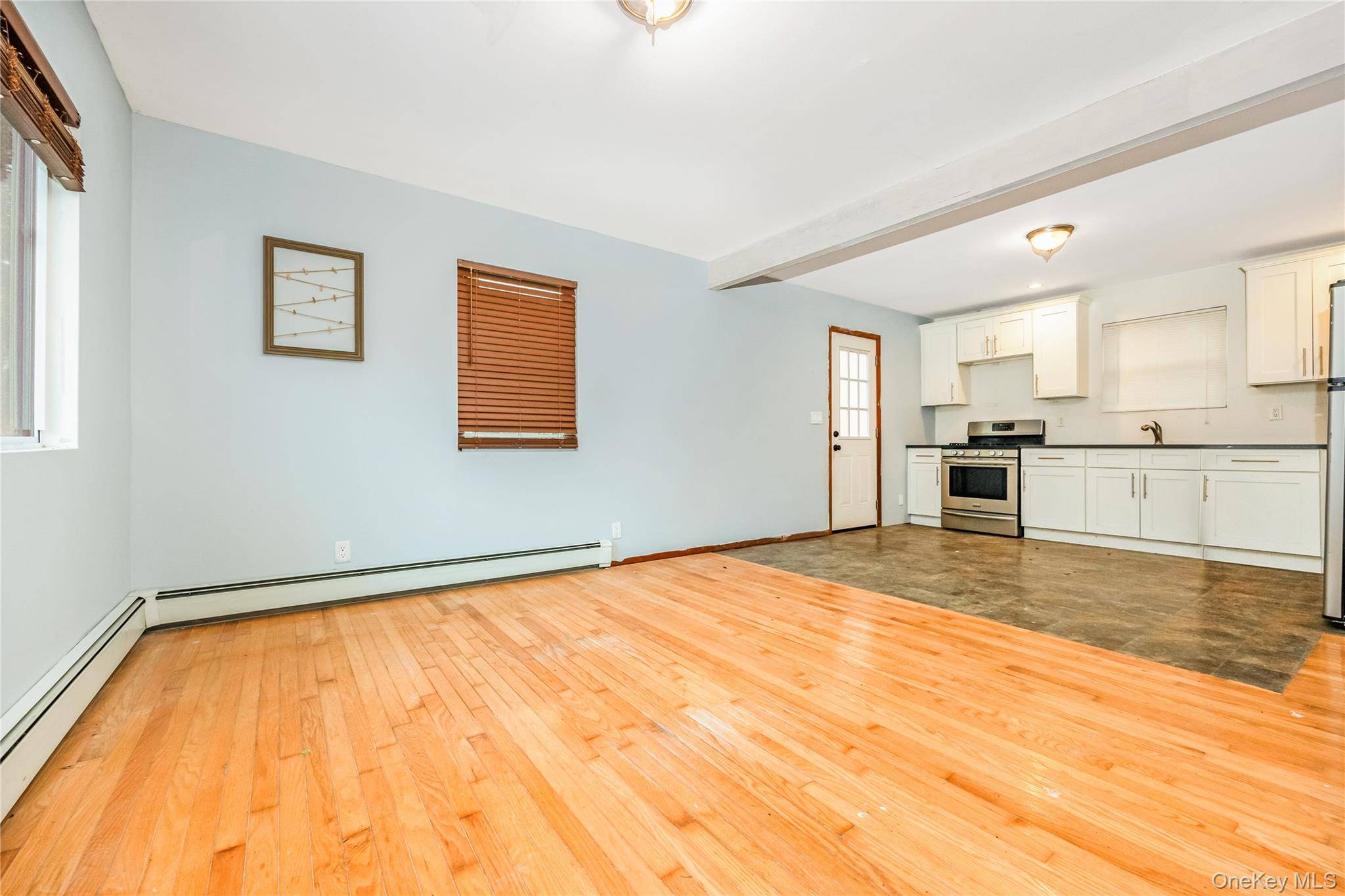 Bay Shore, NY 11706,1137 Namdac AVE