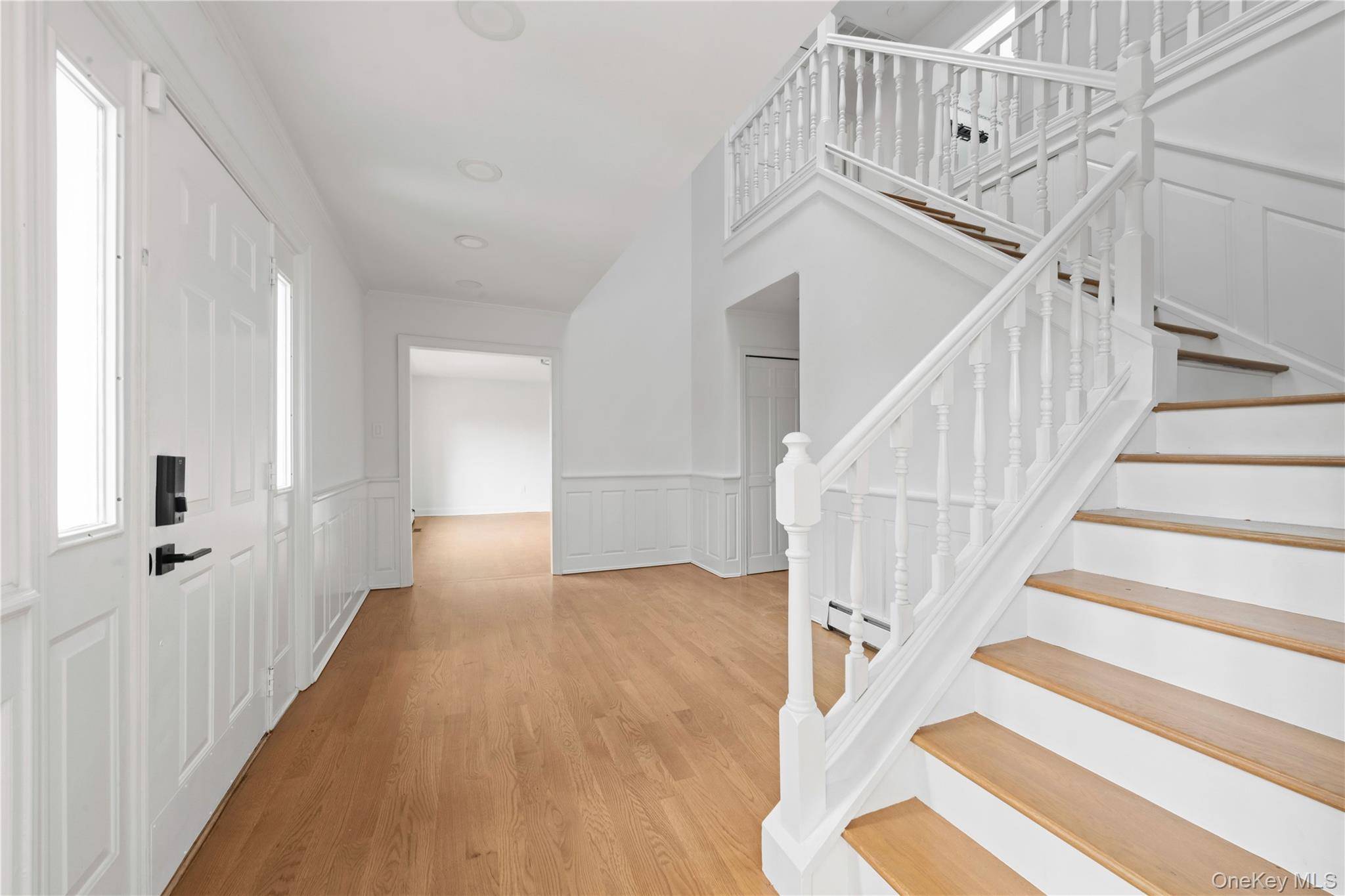 Mount Kisco, NY 10549,7 Dickson LN