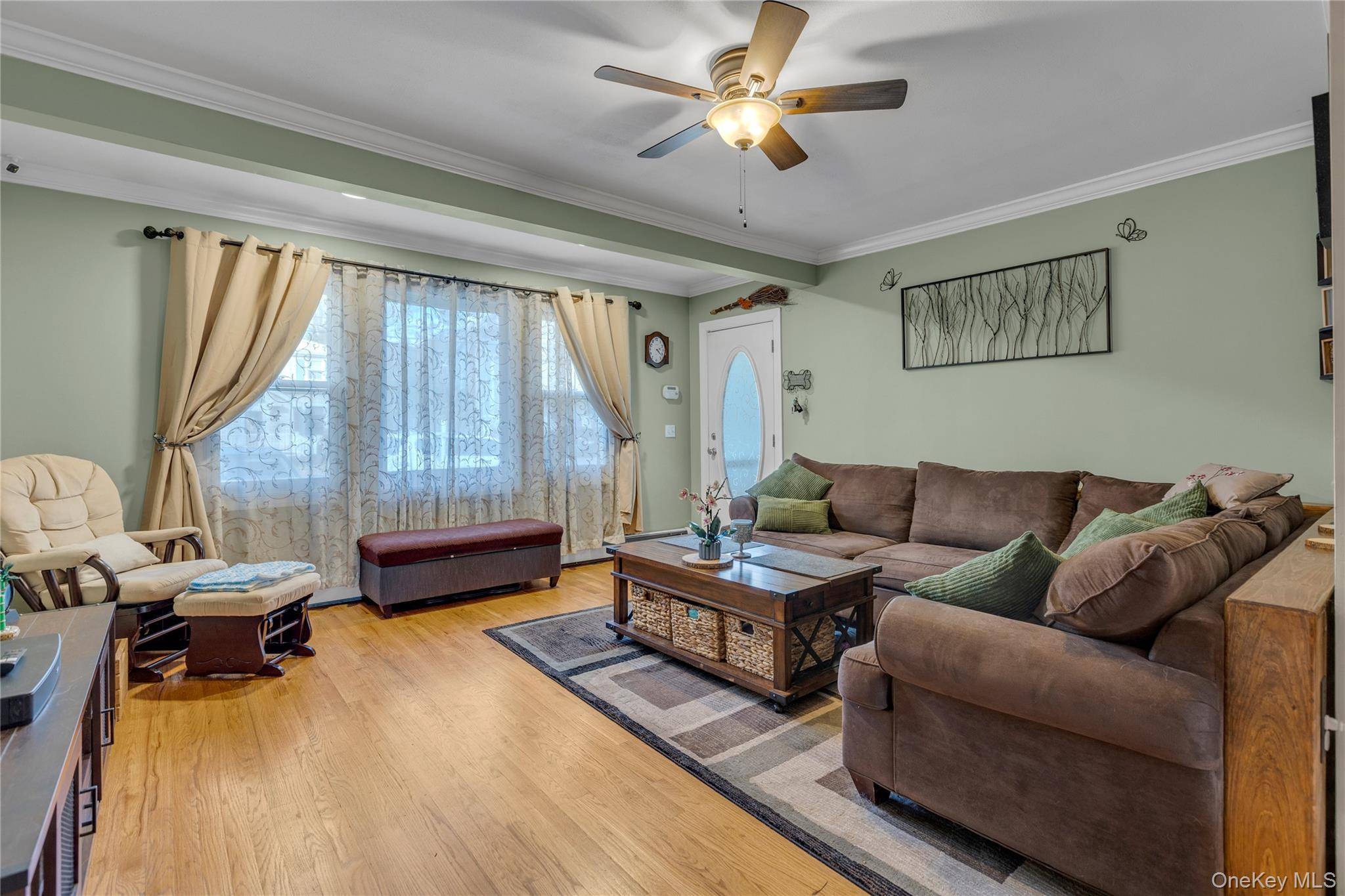 Islip, NY 11751,84 Cedar ST