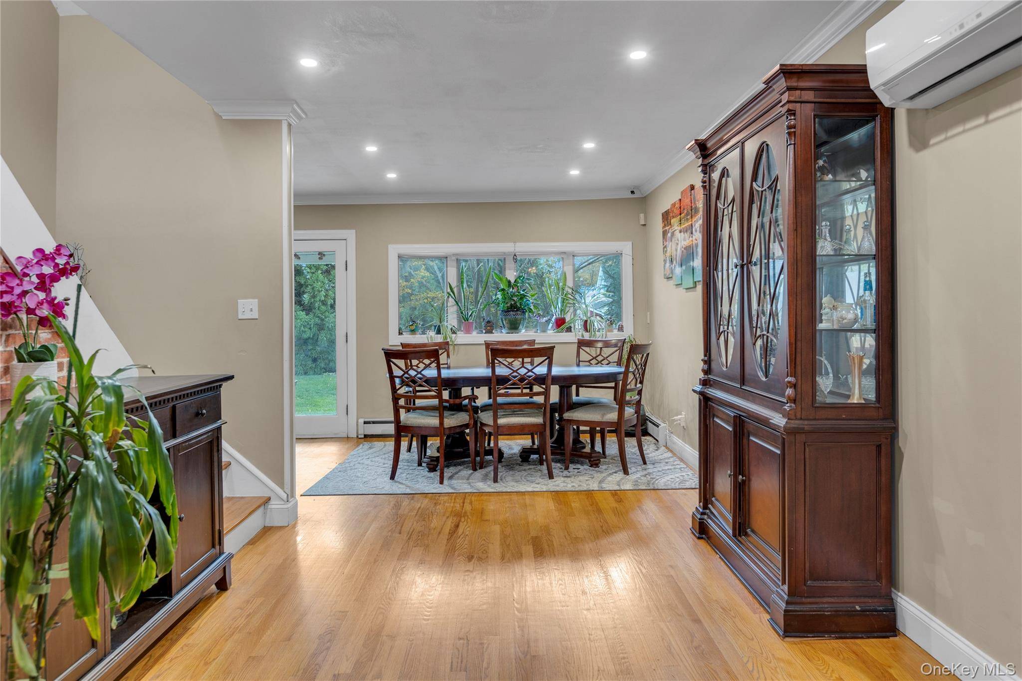 Islip, NY 11751,84 Cedar ST