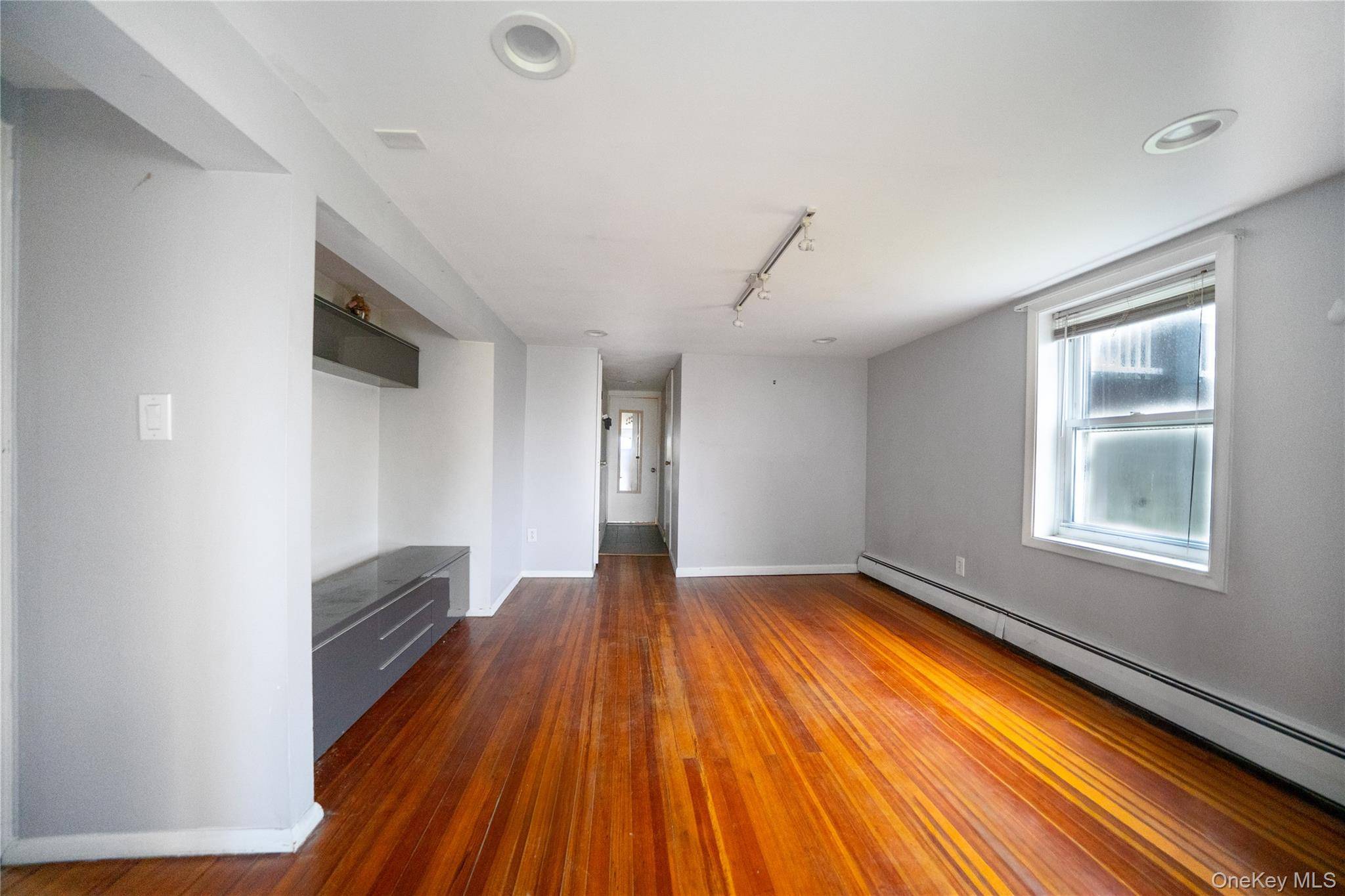 Lake Peekskill, NY 10579,126 Tanglewylde RD #2